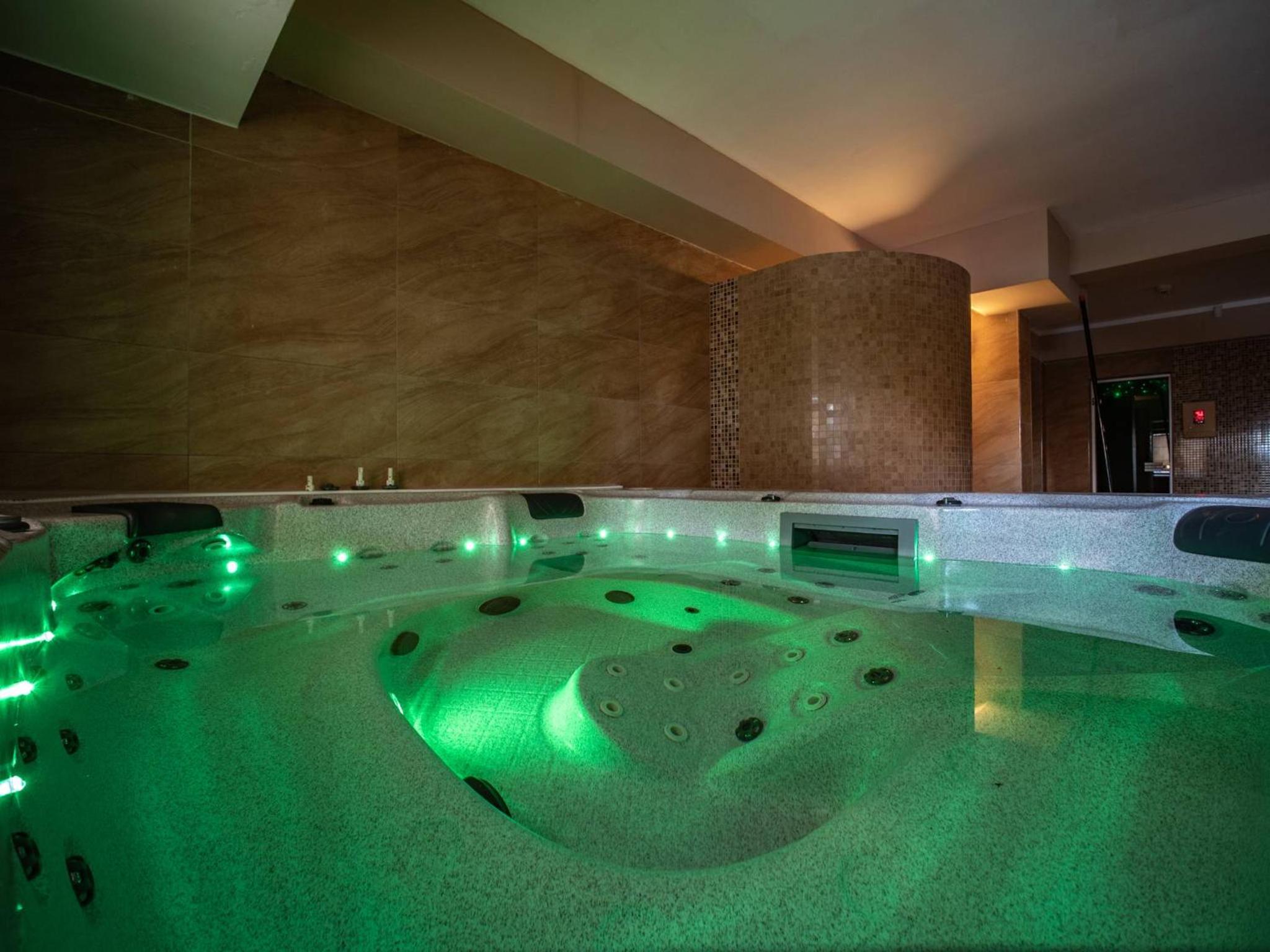 Superior Triple Room - Photo 8