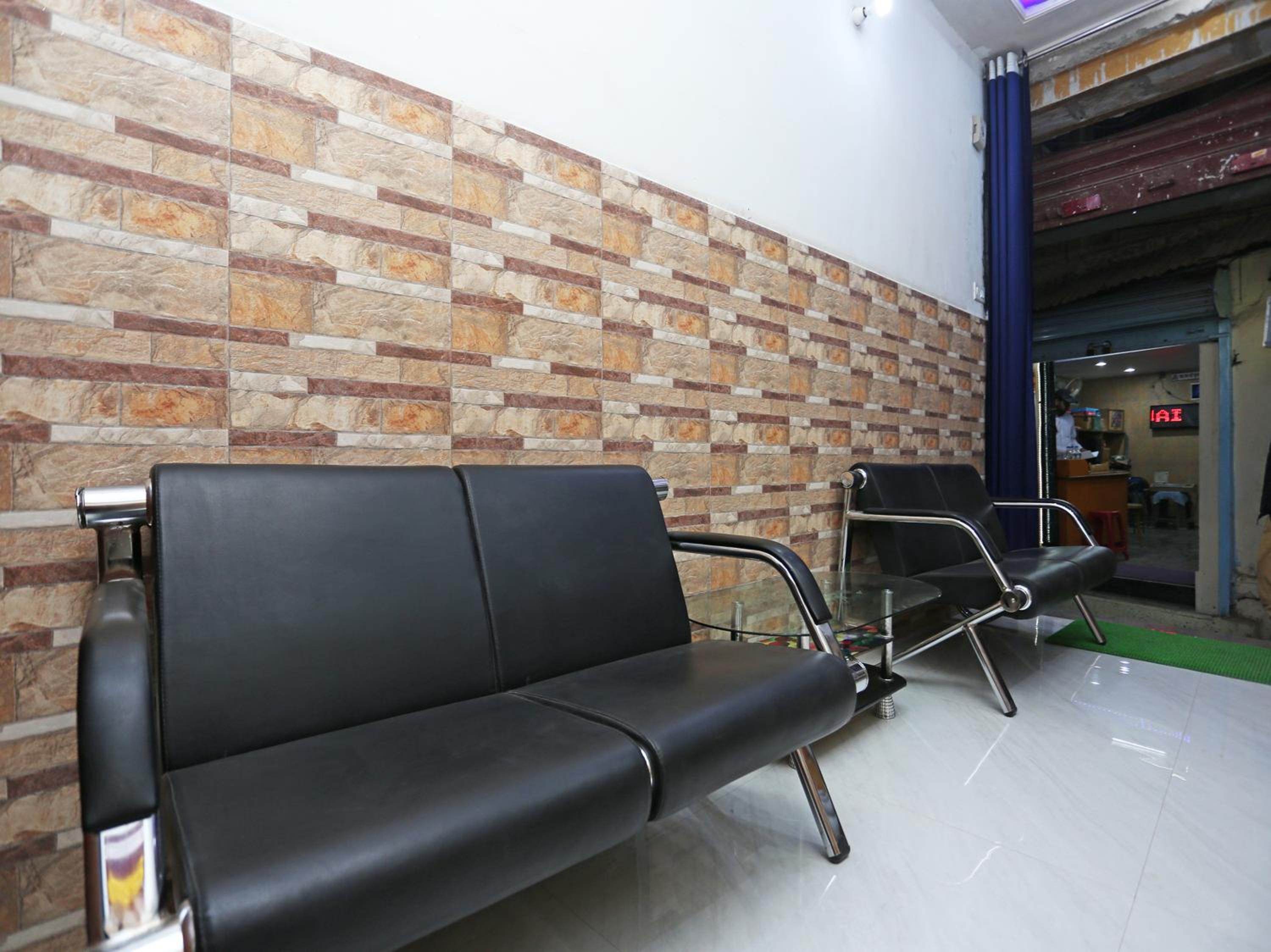 Standard Double Room - Photo 15