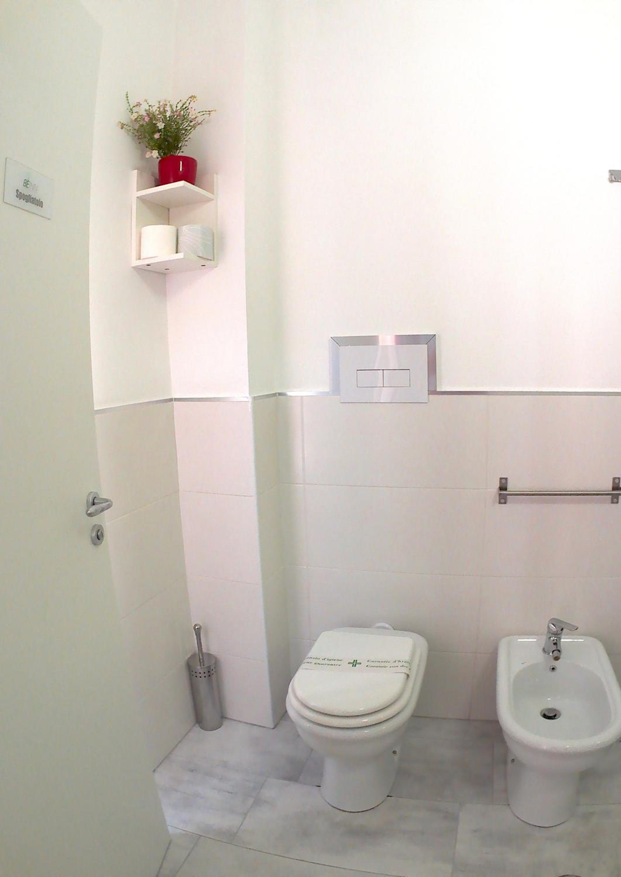 Double Room with Private Bathroom - Photo 83