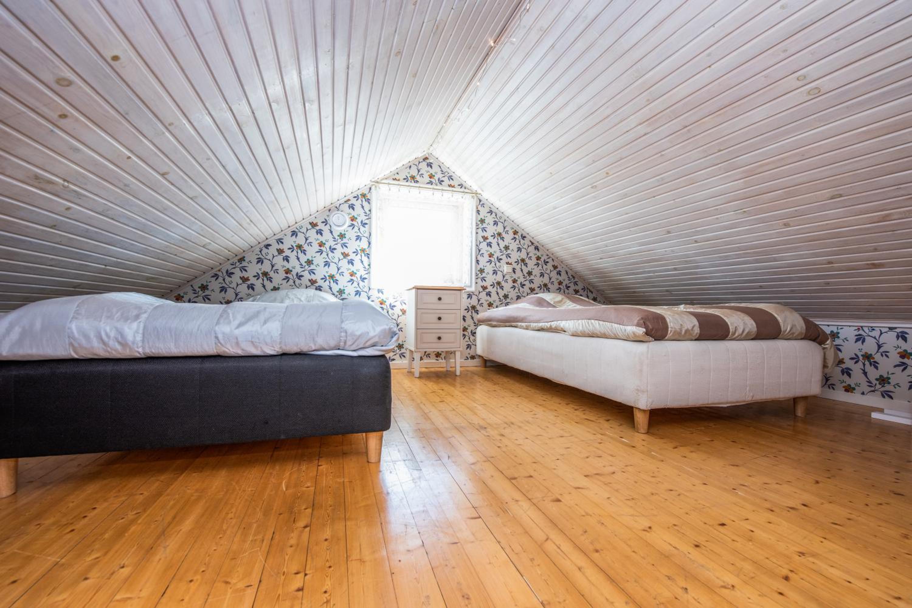 Two-Bedroom Villa - Photo 12