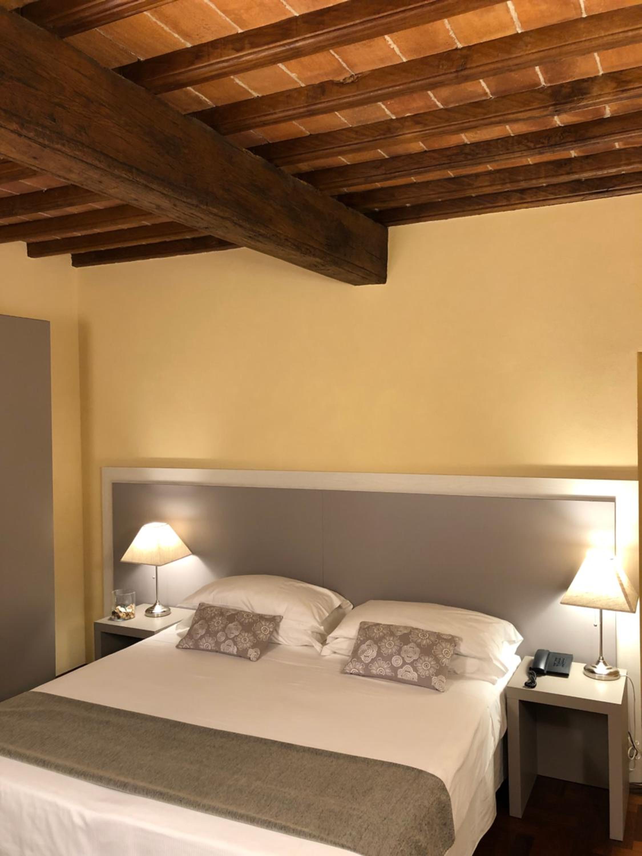 Superior Double Room - Photo 10