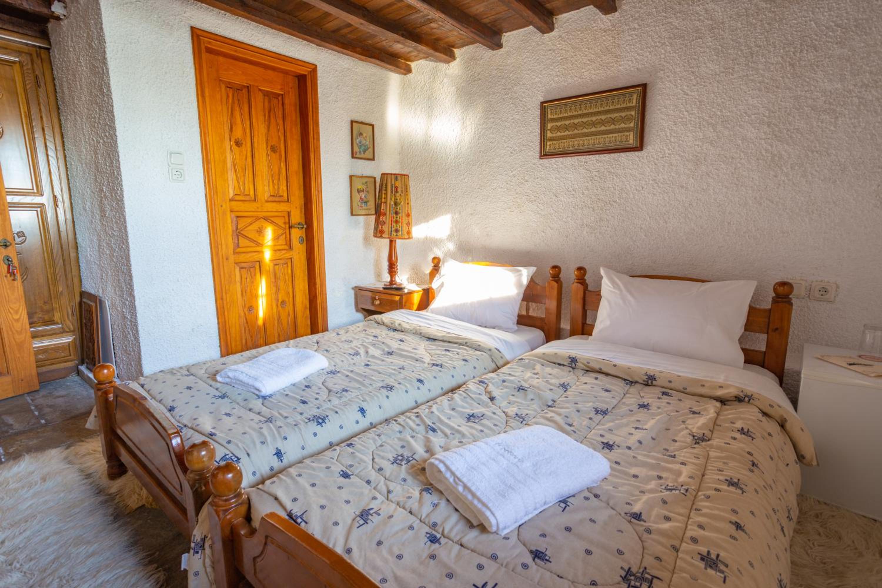 Budget Double Room photo 2