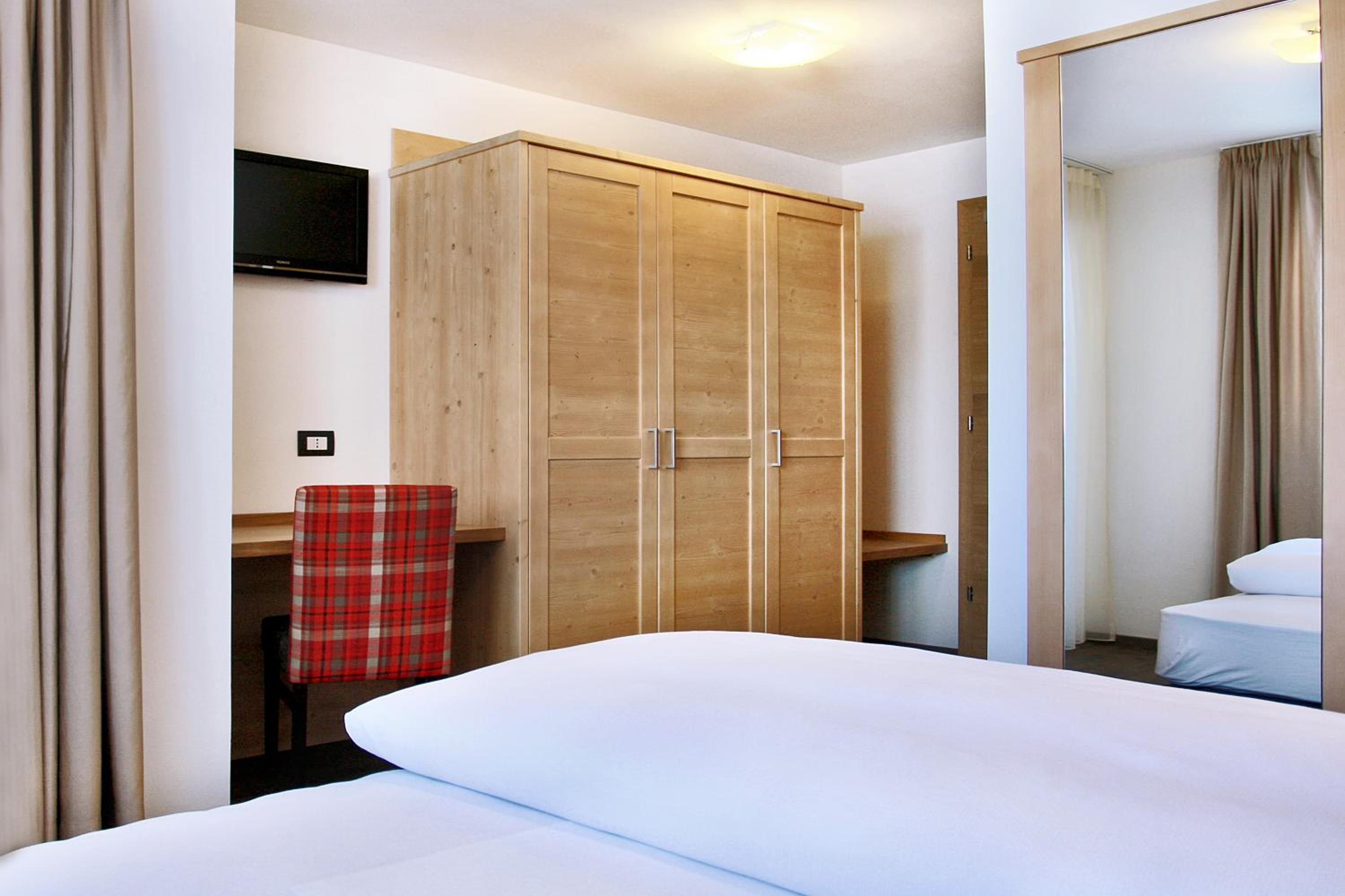 Single Room with Balcony photo 3