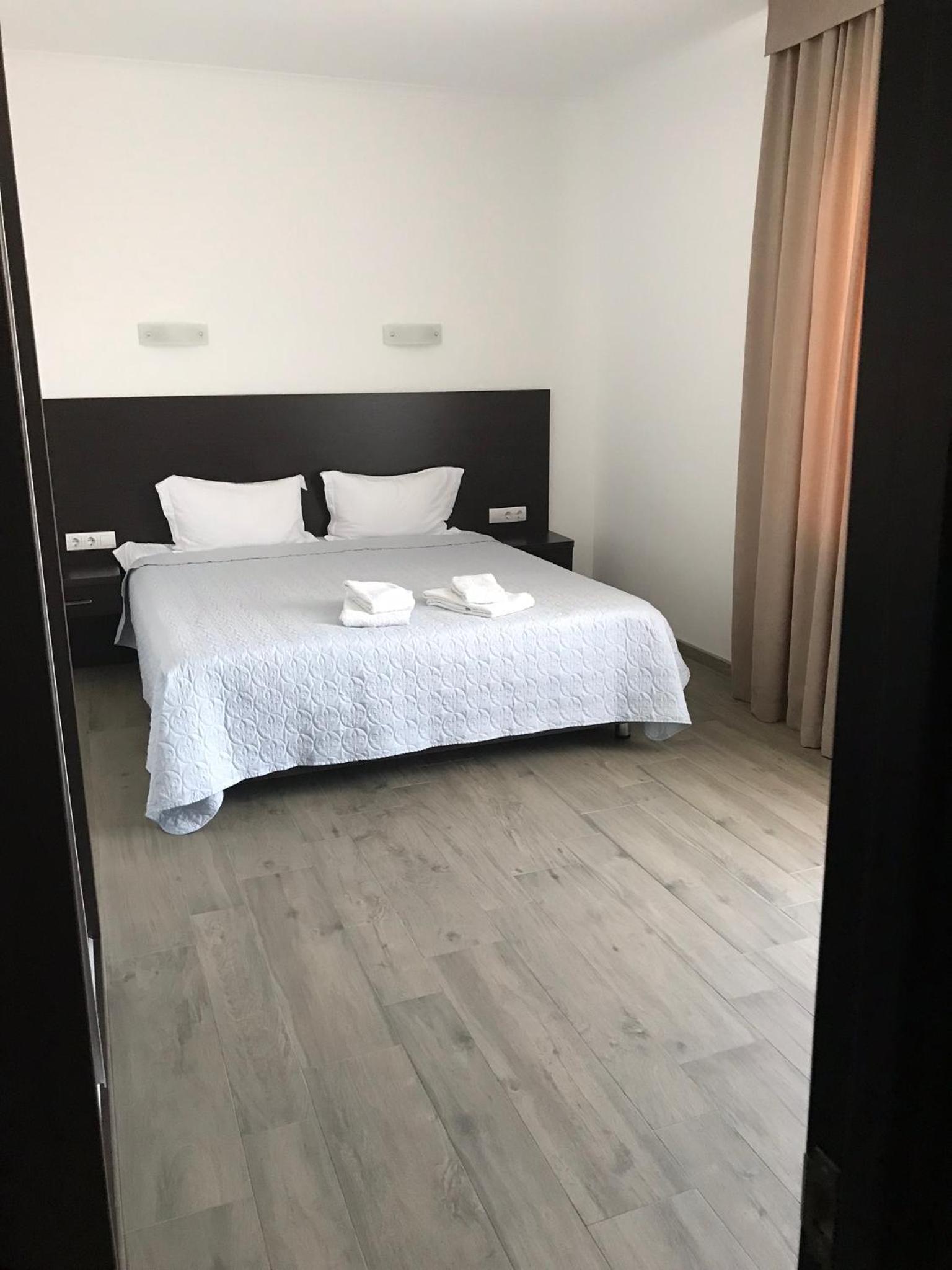 Superior Deluxe Double or Twin Room  photo 1