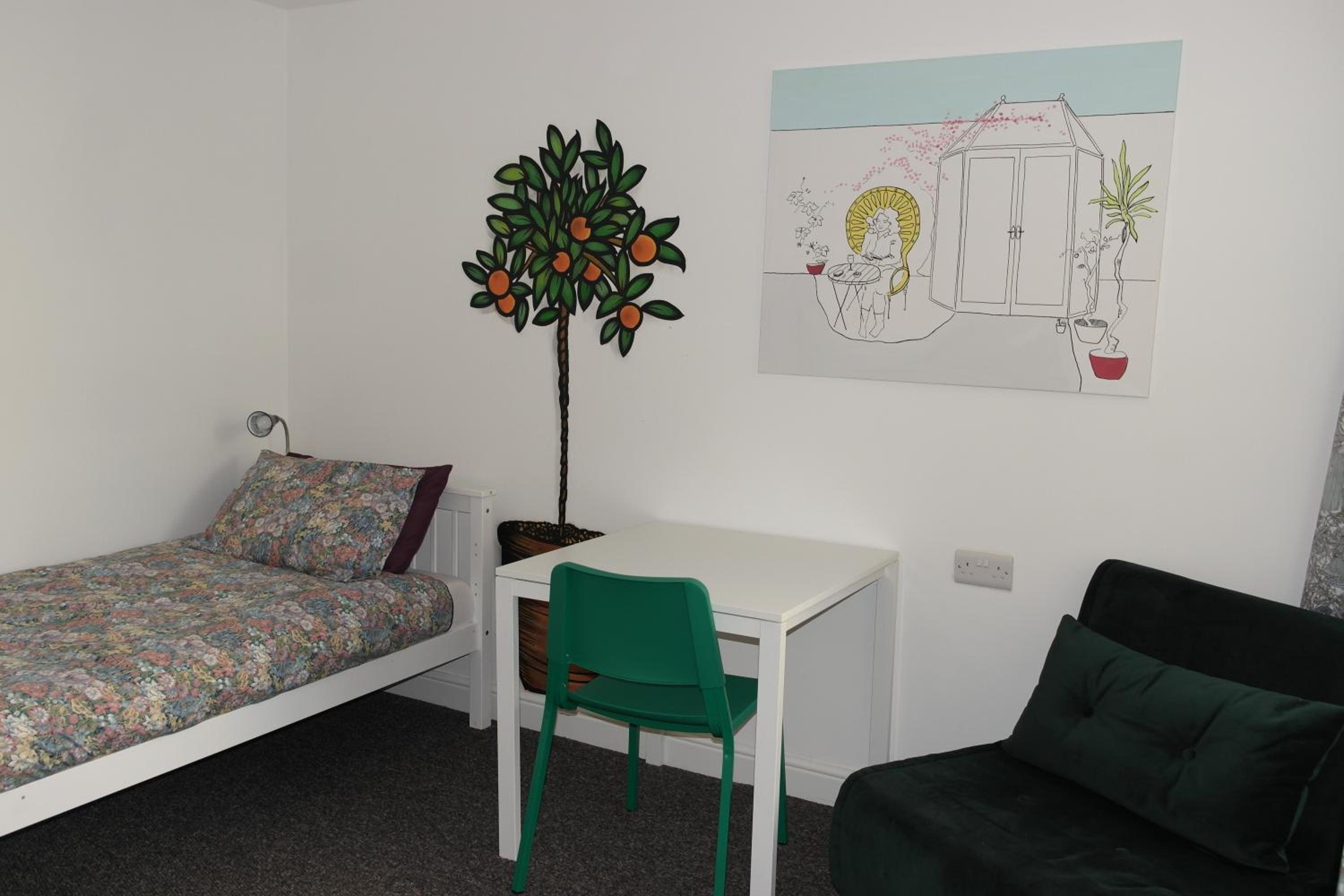 Deluxe Twin Garden View with Private External Bathroom Downstairs photo 2