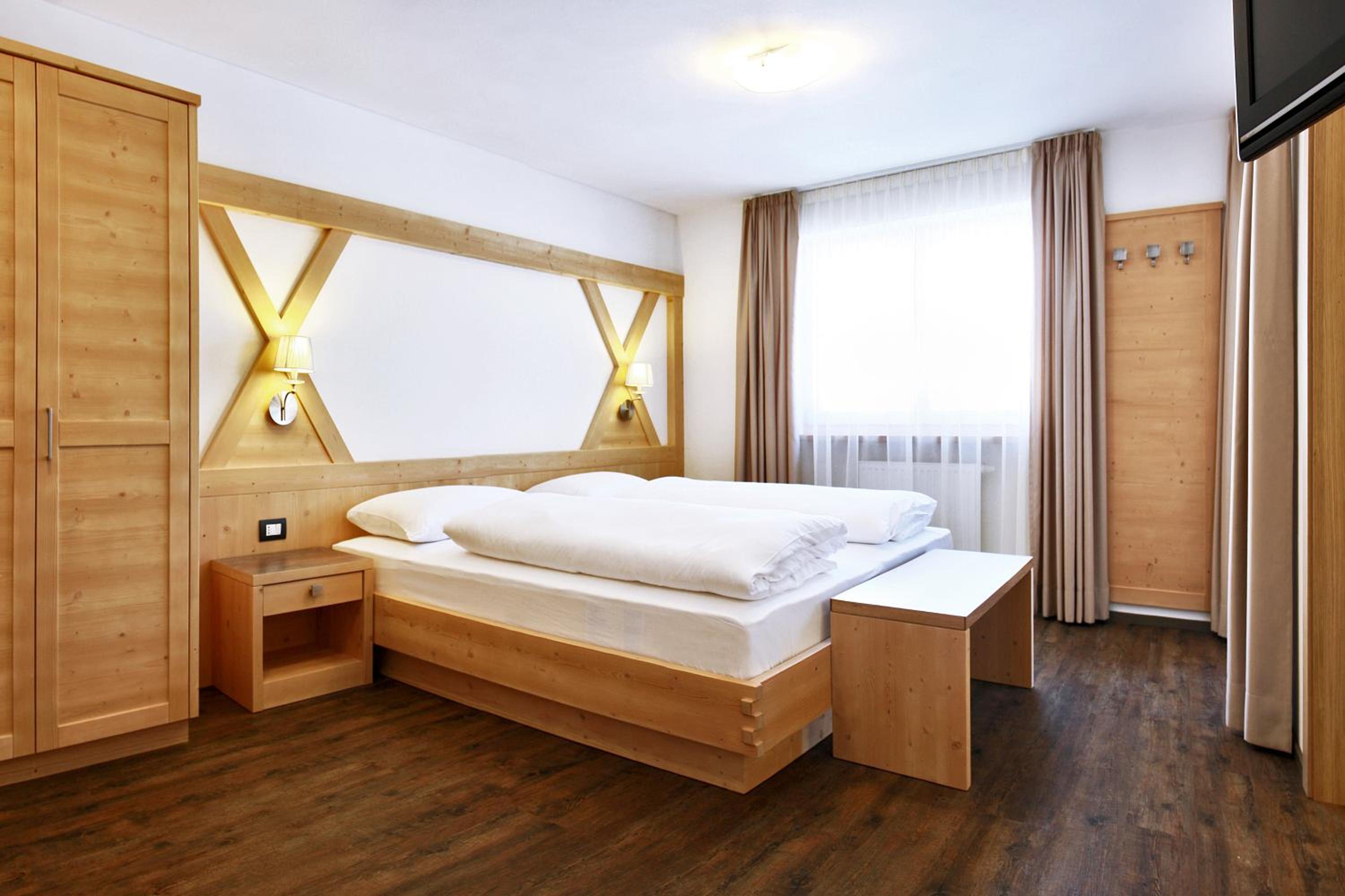 Double or Twin Room with Garden View photo 2
