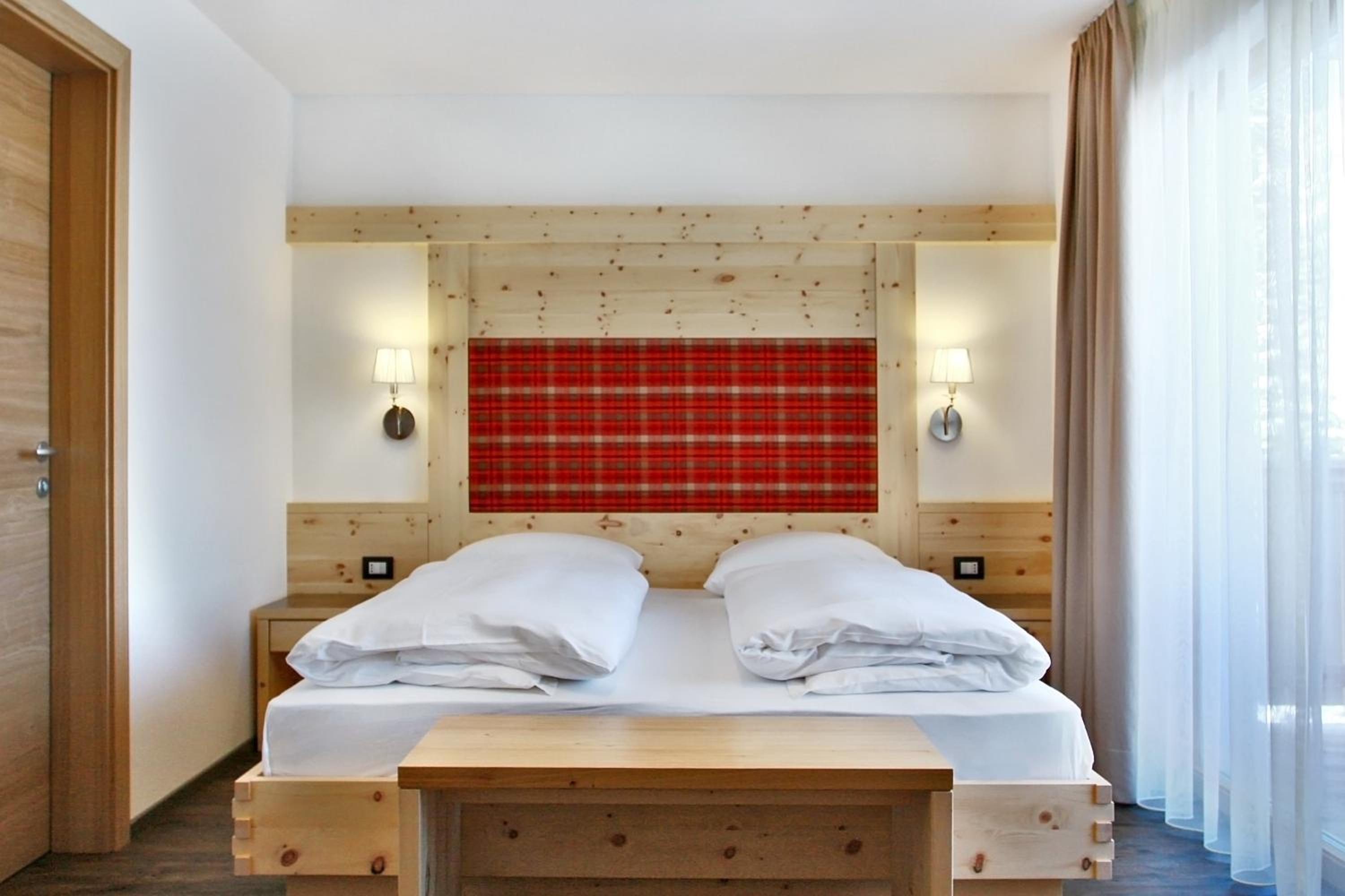 Double or Twin Room with Balcony photo 3