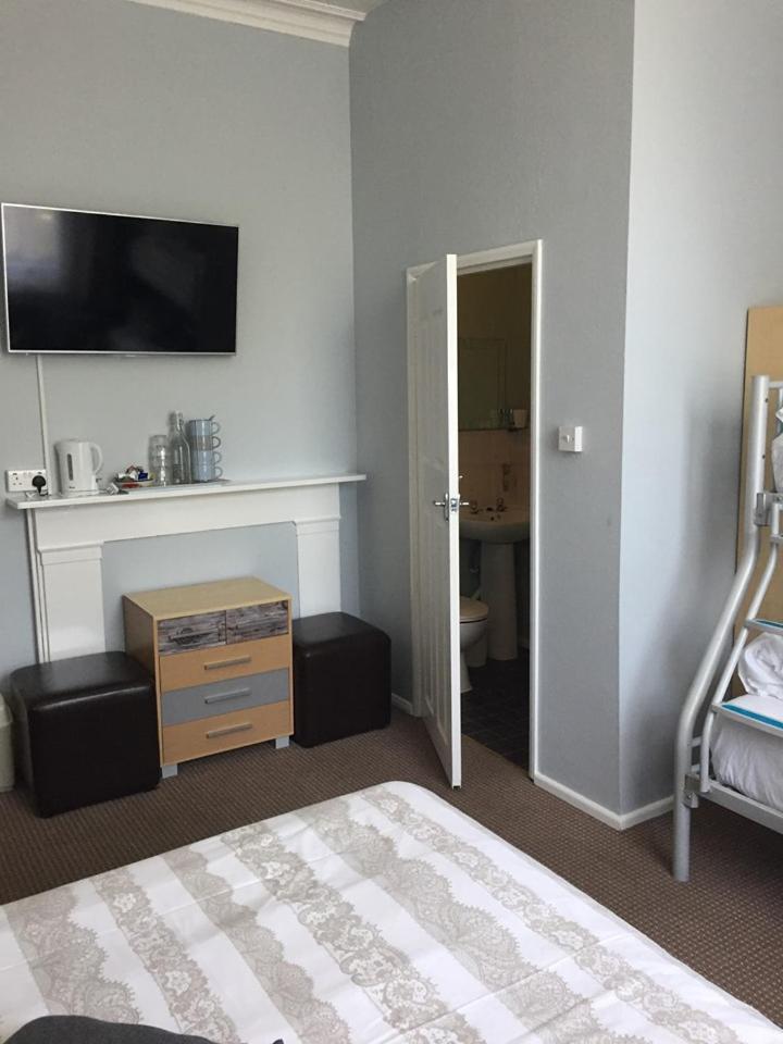 Family Room photo 2