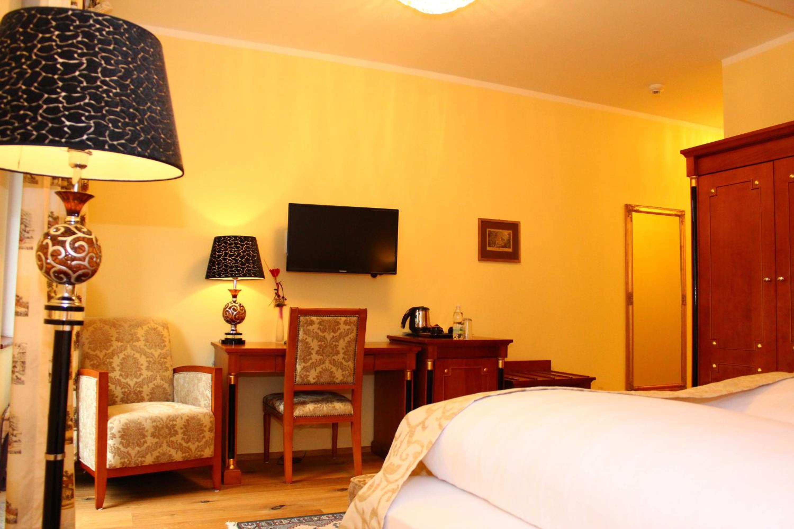 Double Room - Photo 4