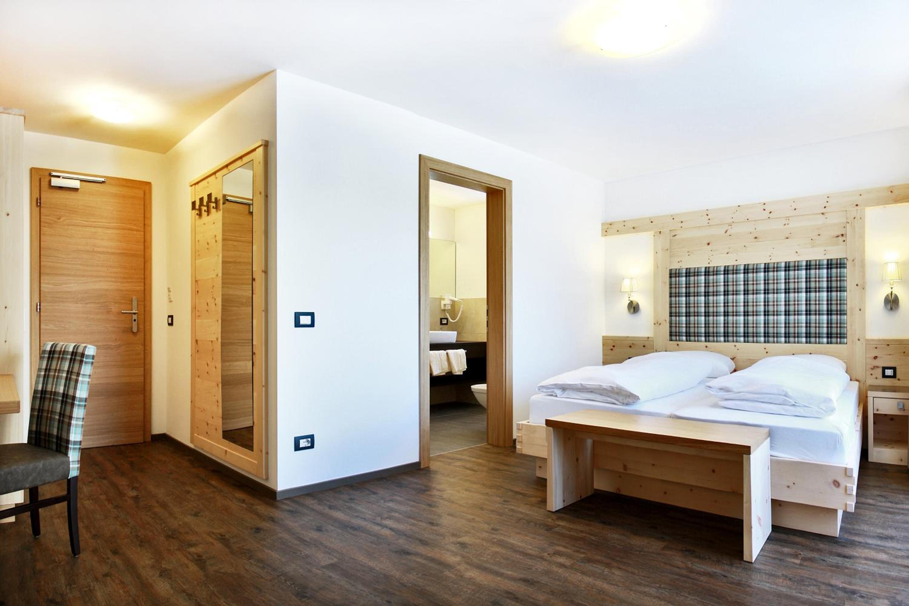 Double or Twin Room with Balcony photo 1