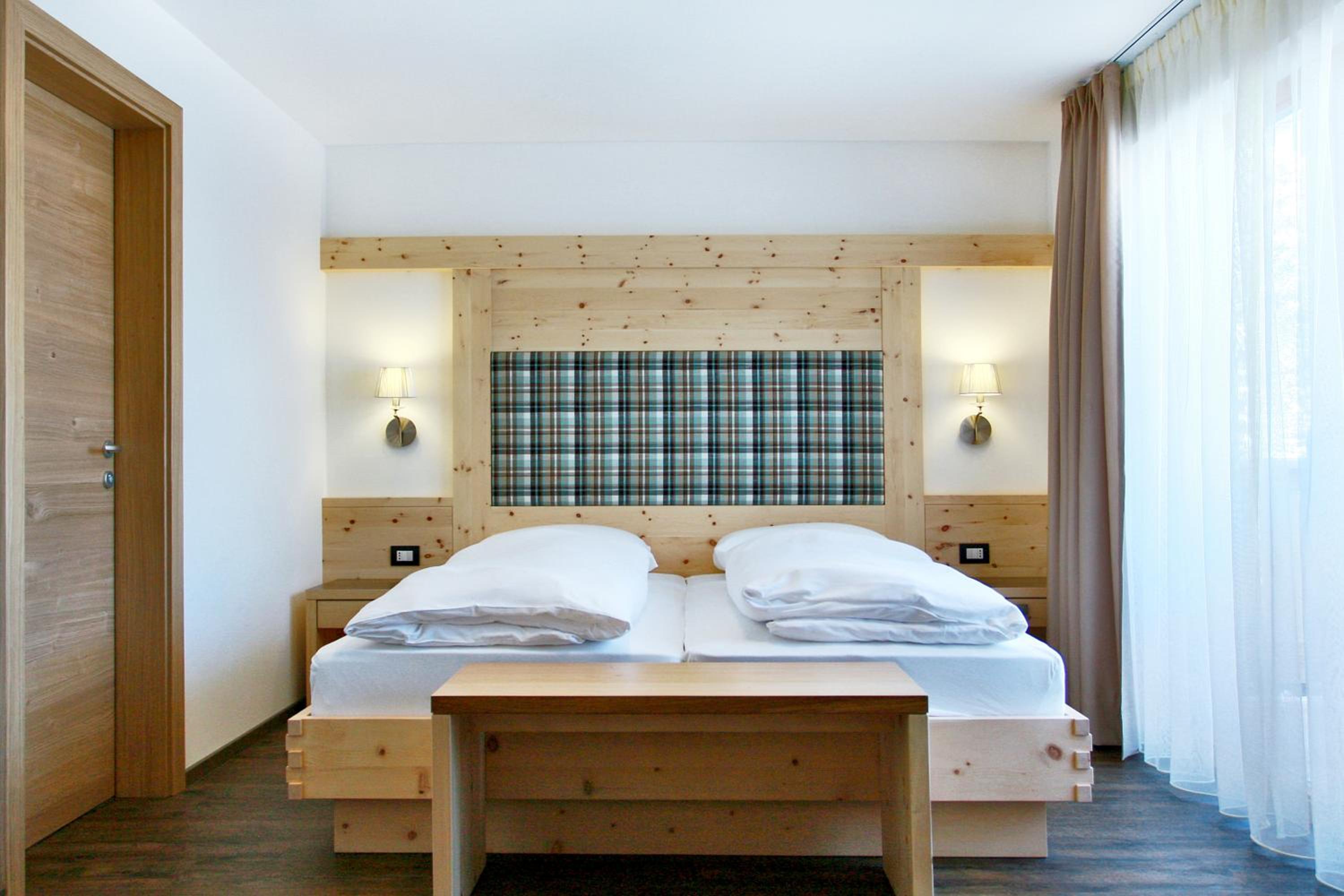 Double or Twin Room with Balcony photo 2