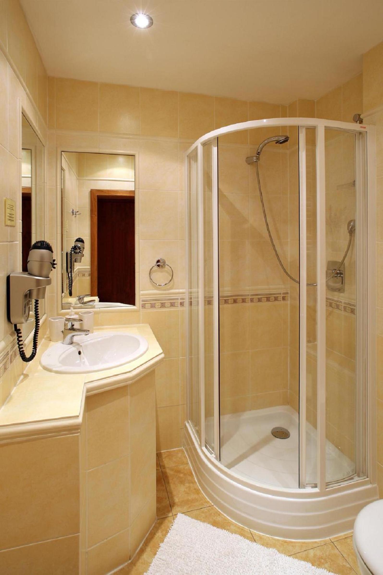 Quadruple Room - Photo 2