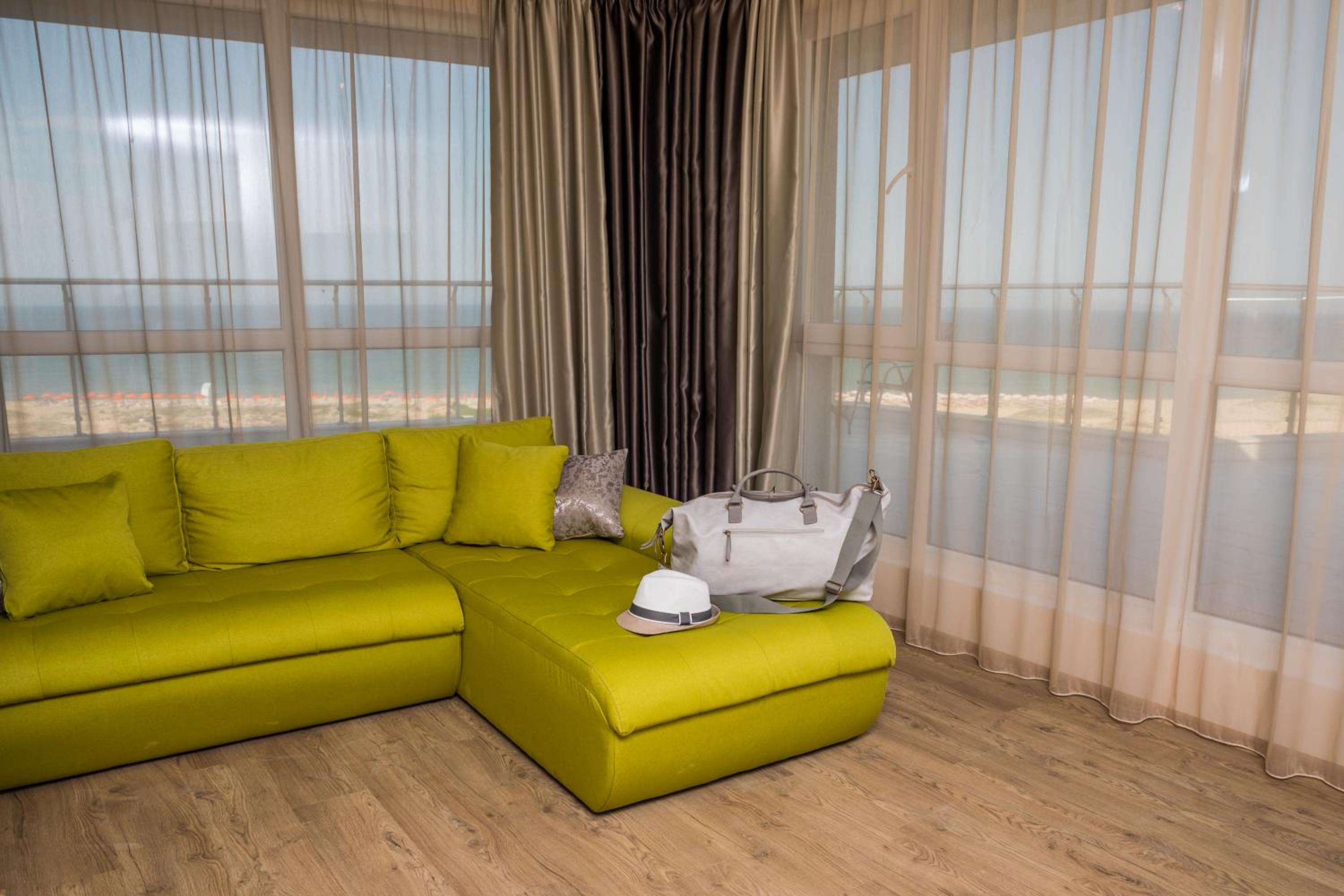 One-Bedroom Apartment (2 Adults + 1 Child)