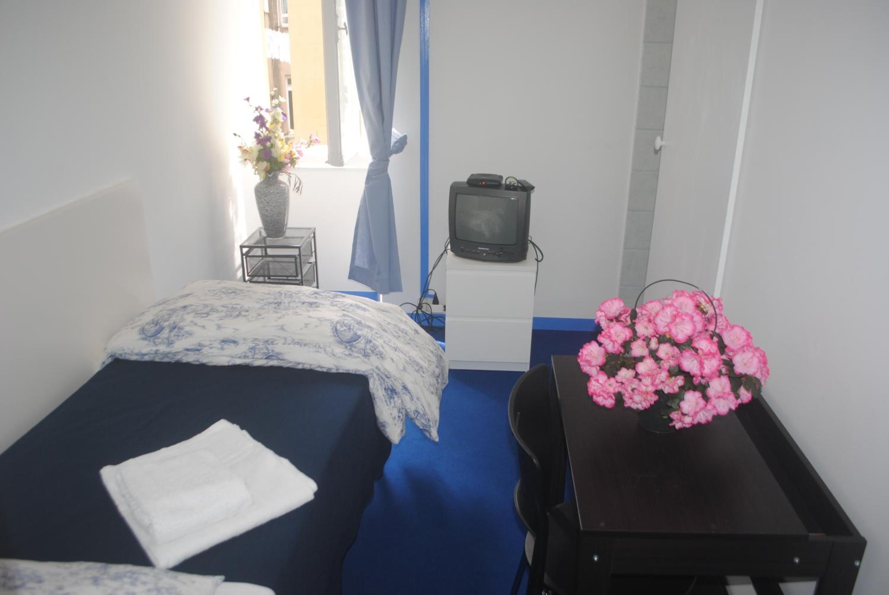 Small Single Room