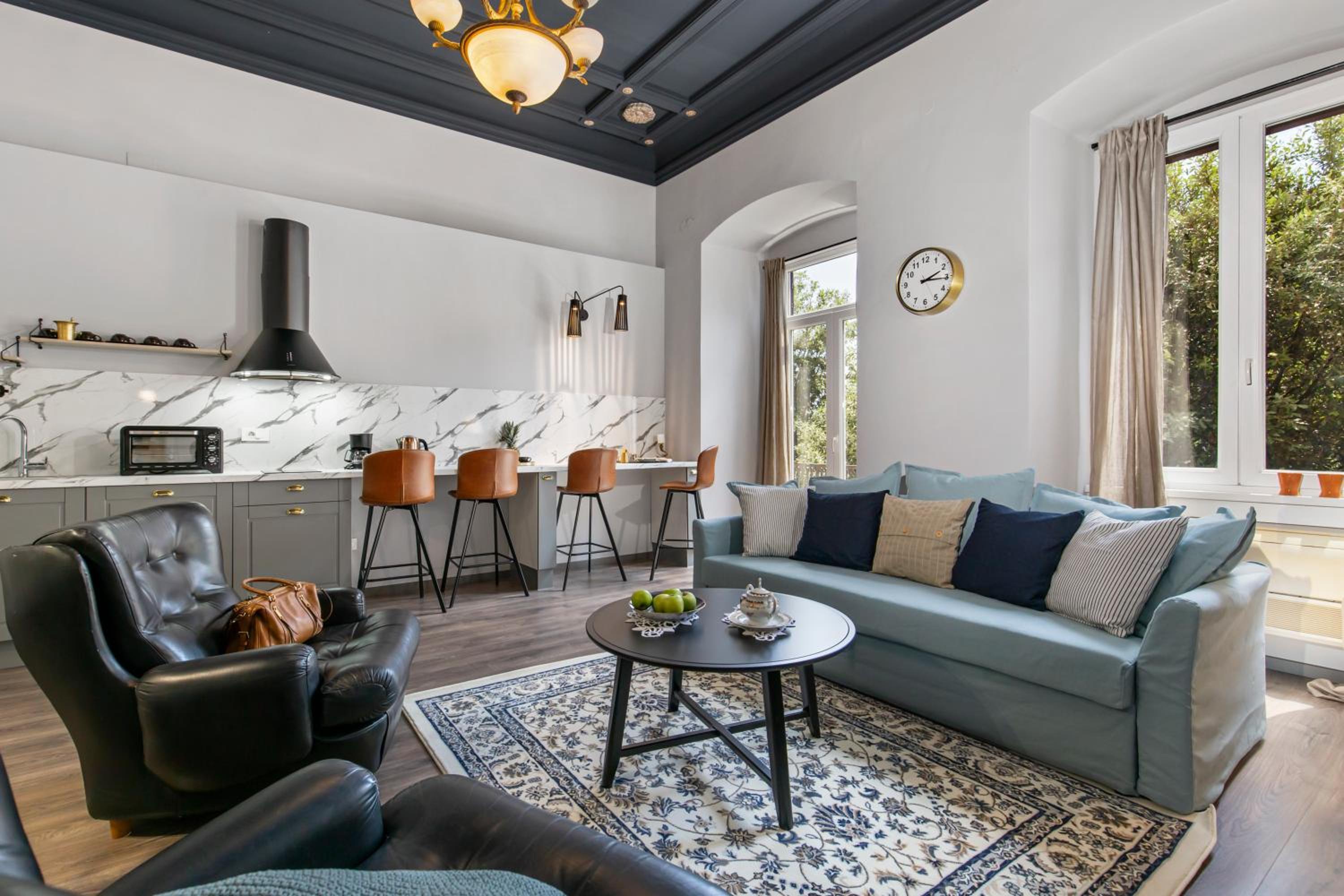 Superior Apartment photo 1