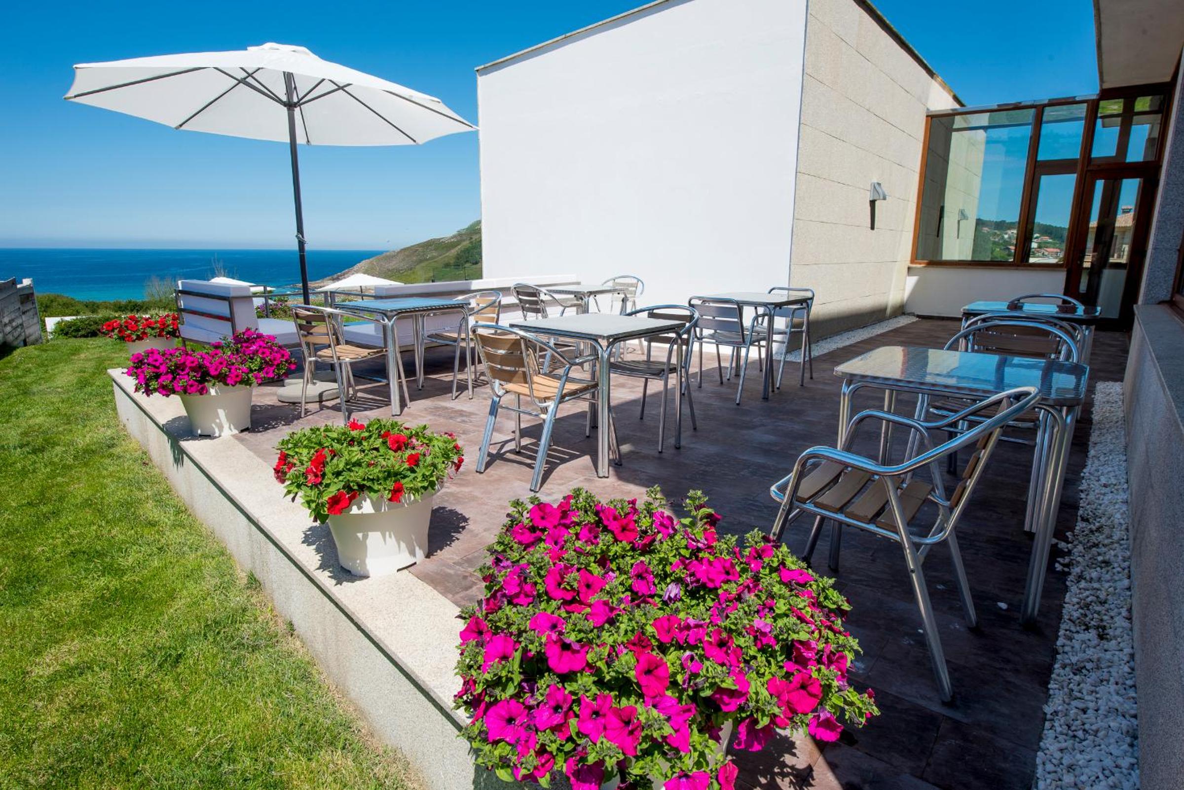 Double Room with Sea View - Photo 20