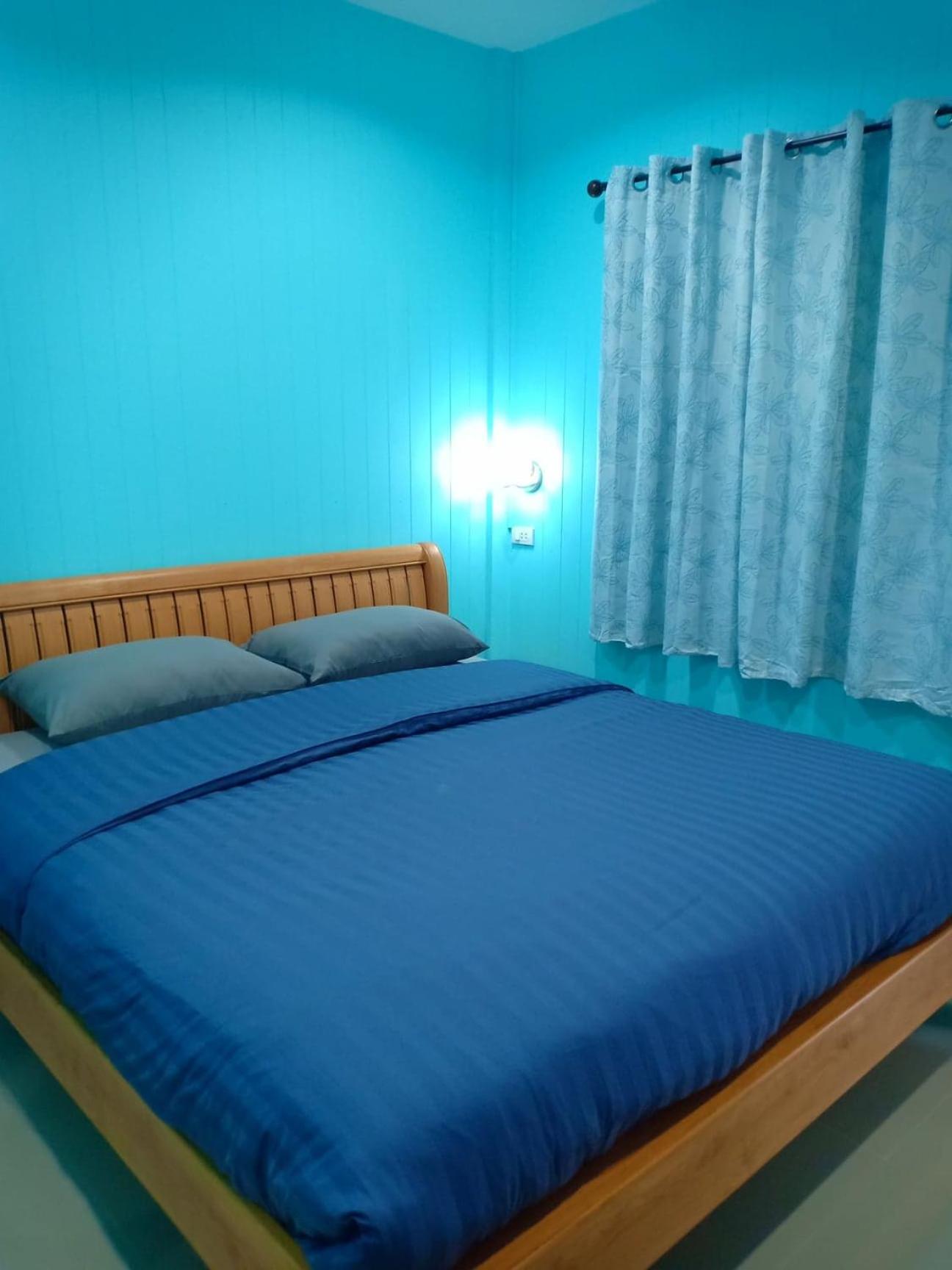 Double Room with Private Bathroom - Photo 19