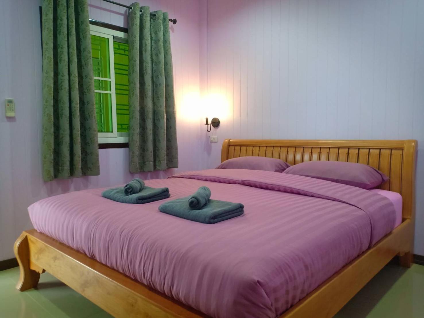 Double Room with Private Bathroom - Photo 17