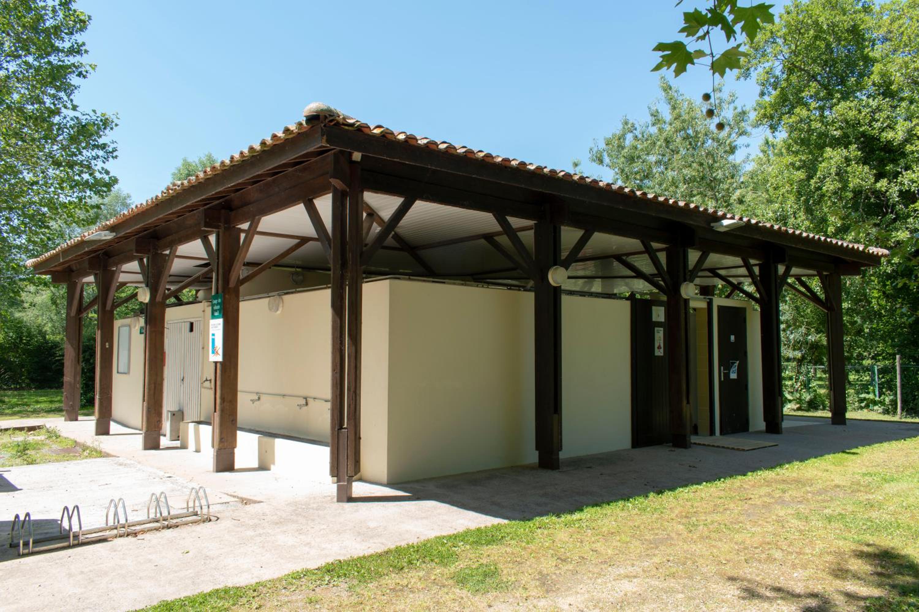 Bungalow with Patio photo 1