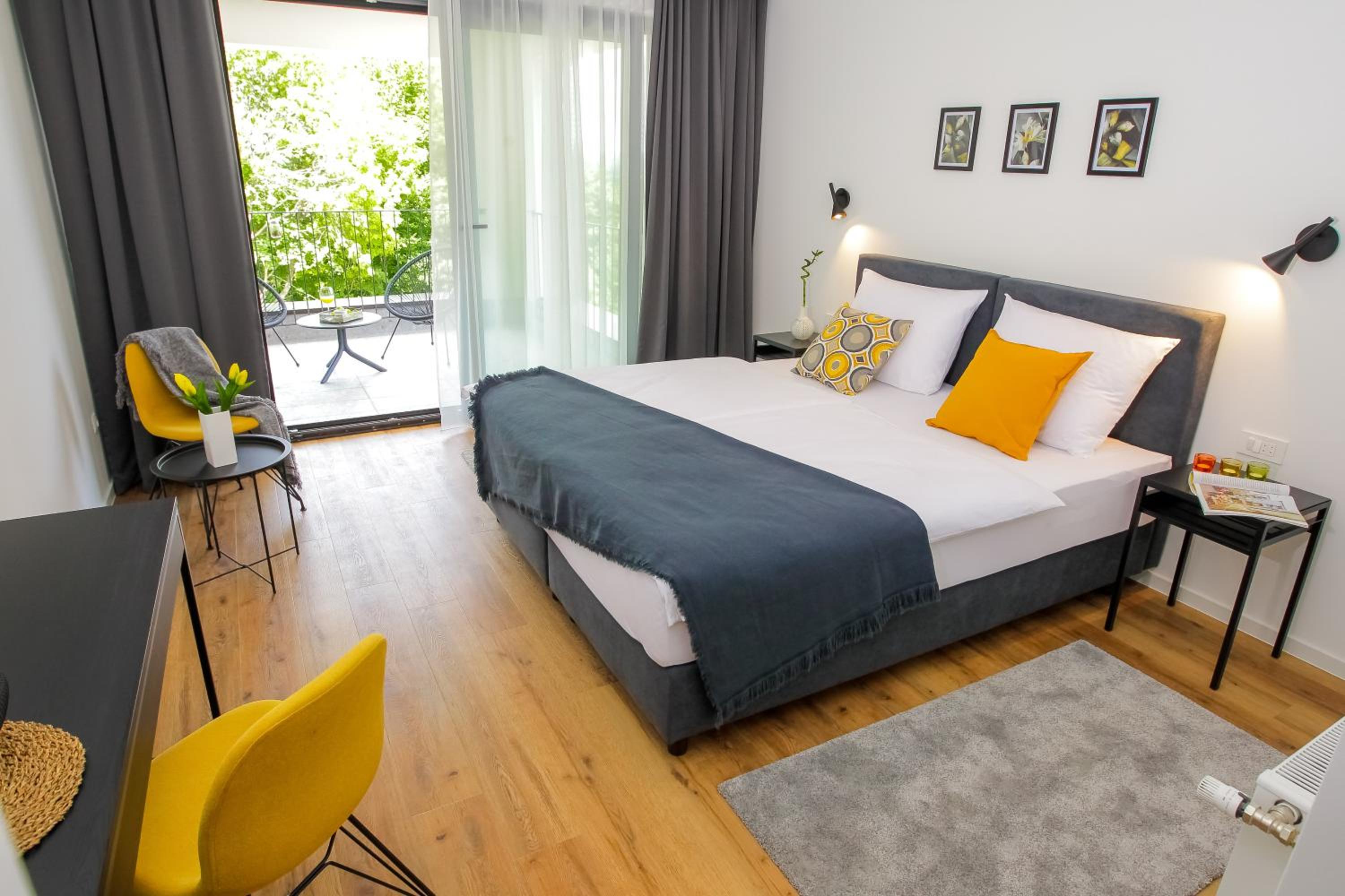 Deluxe Double Room with Terrace
