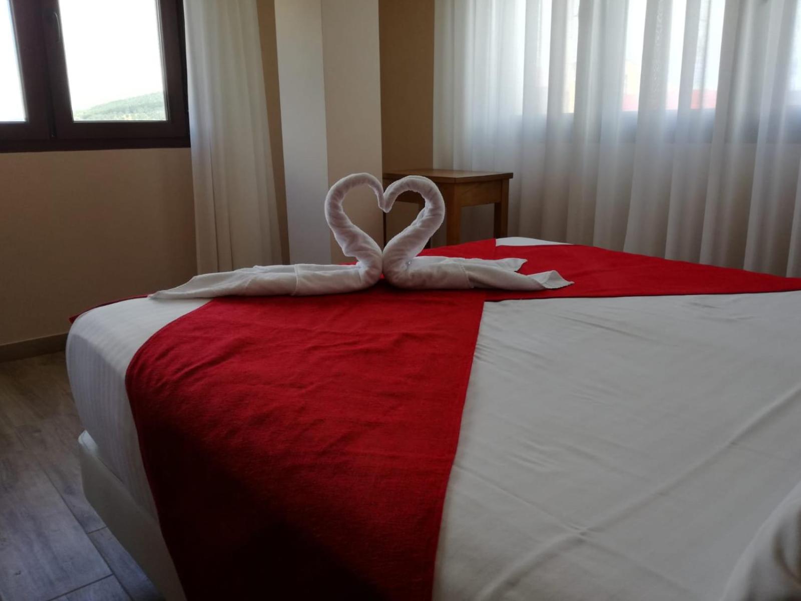 Deluxe Double Room with Sea View - Photo 1