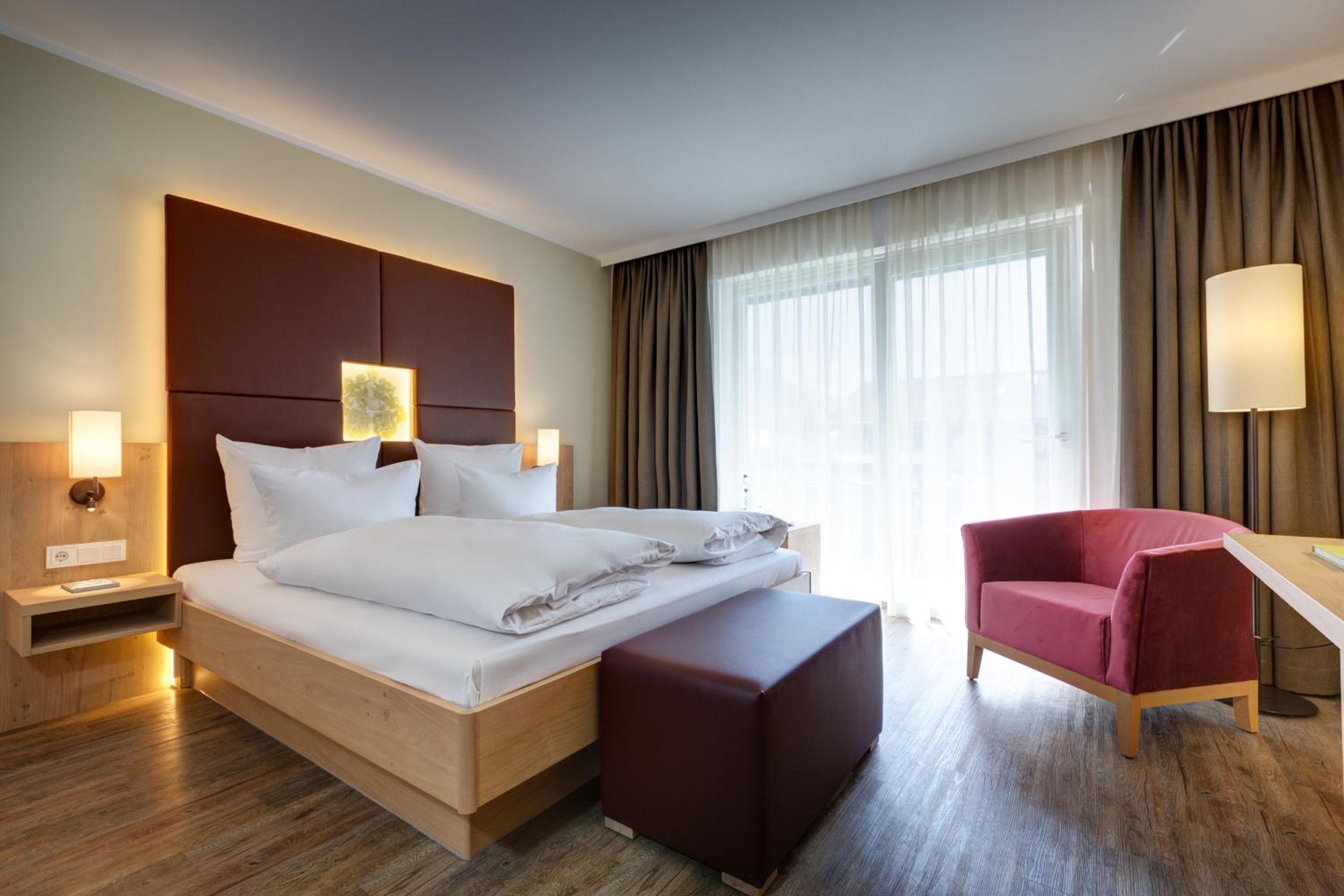 Deluxe King Room photo 1