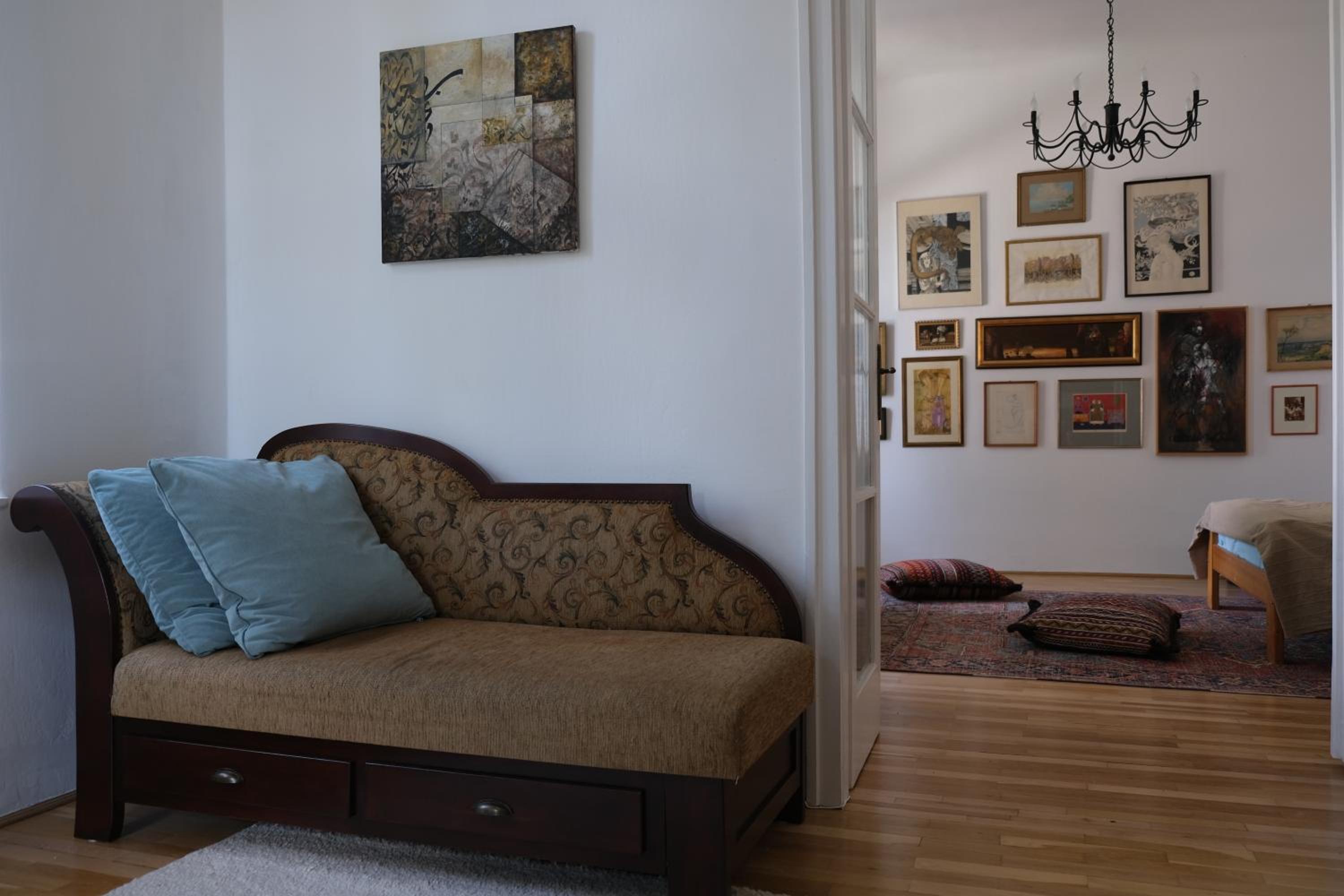 Apartment photo 1