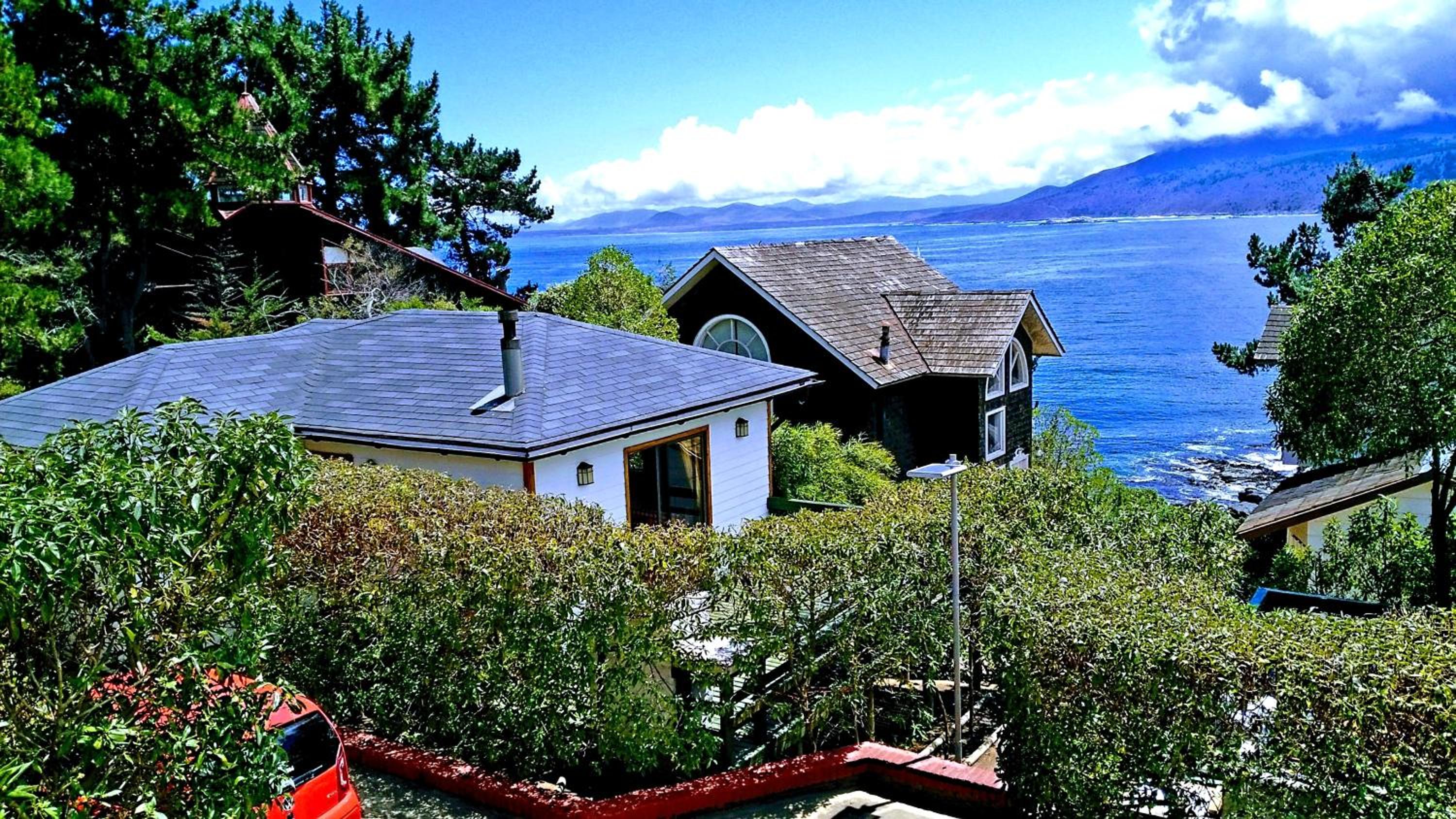 Bungalow with Sea View photo 2