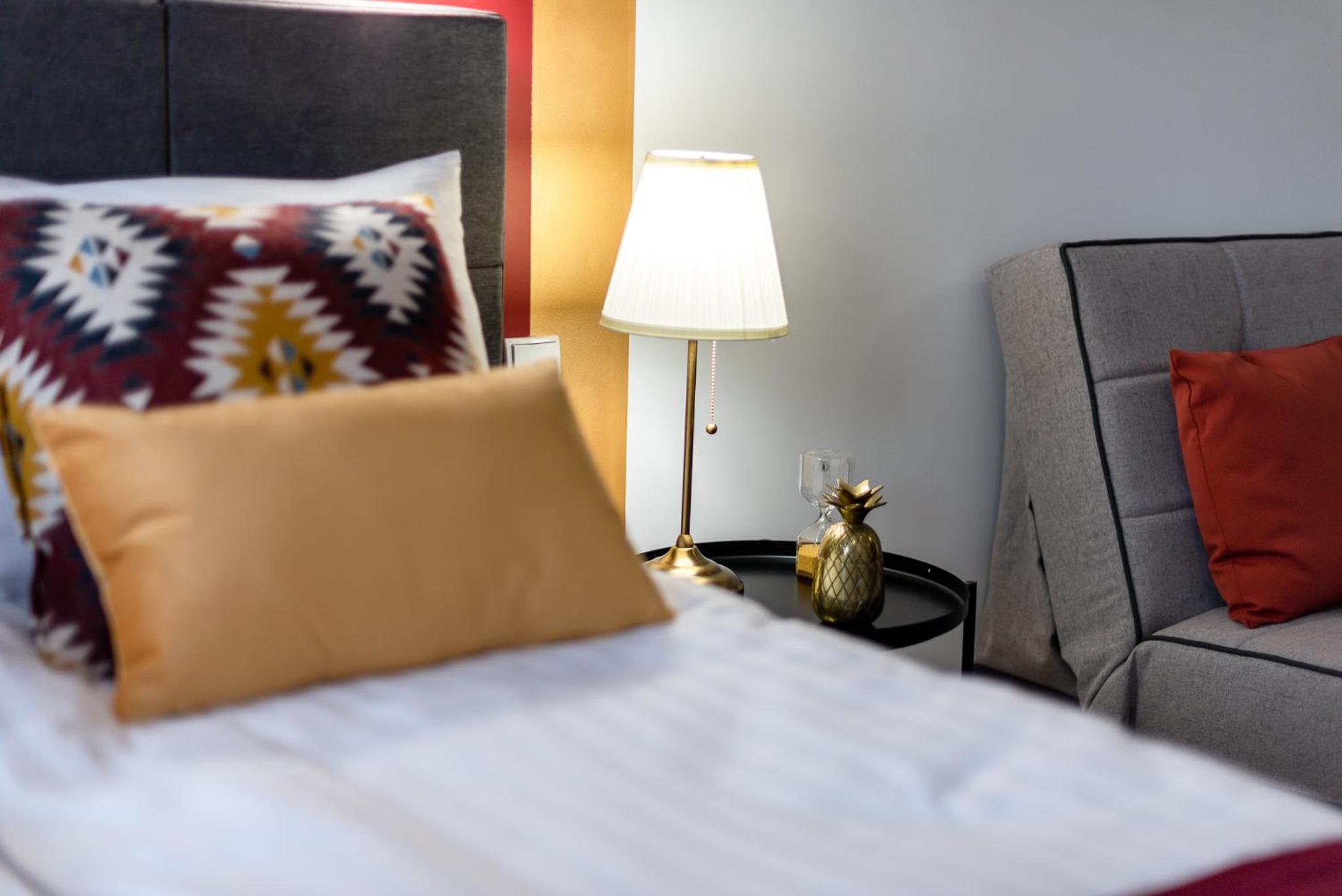 One-Bedroom Apartment - Photo 14