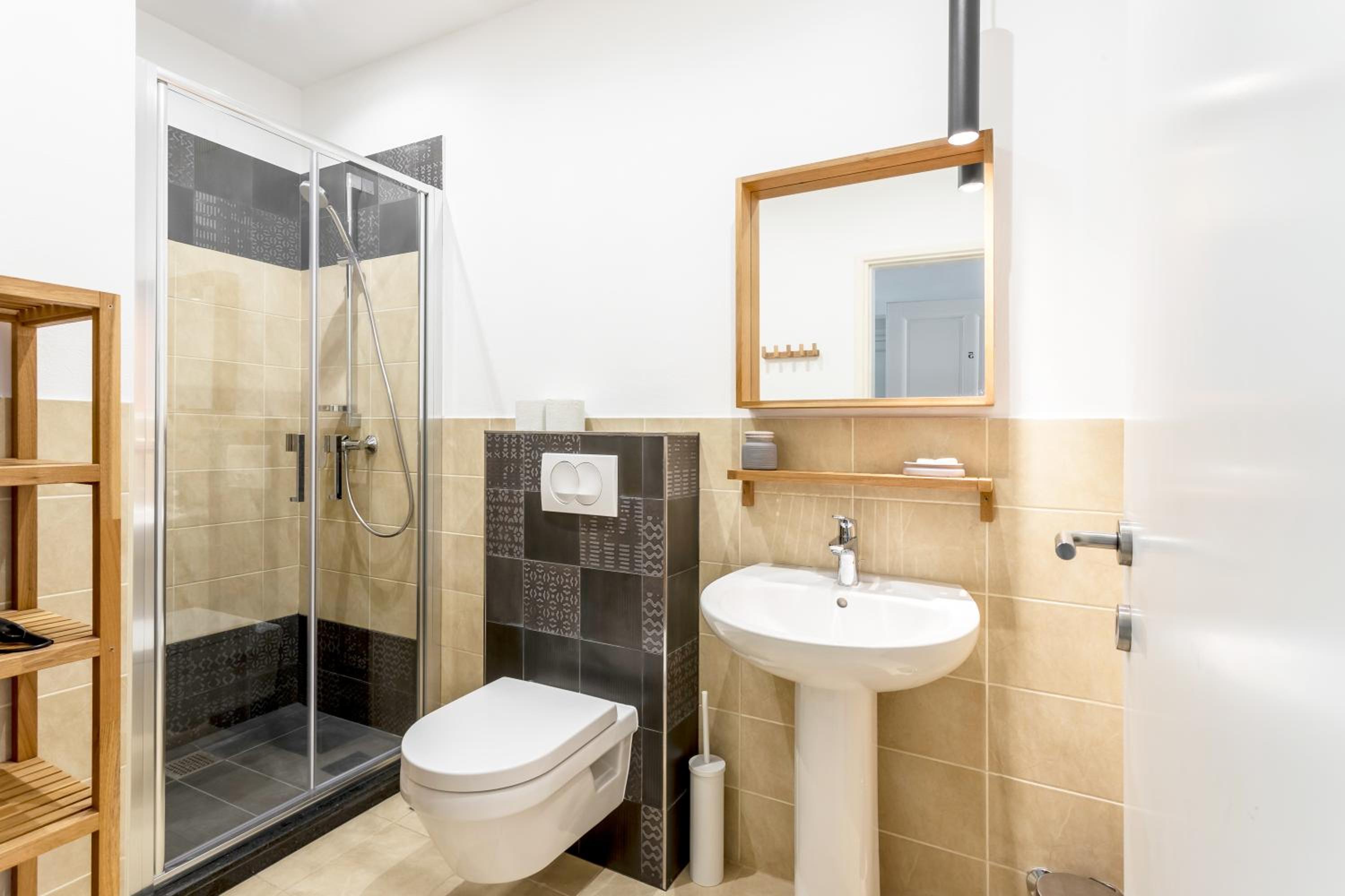Studio Apartment with Terrace photo 3