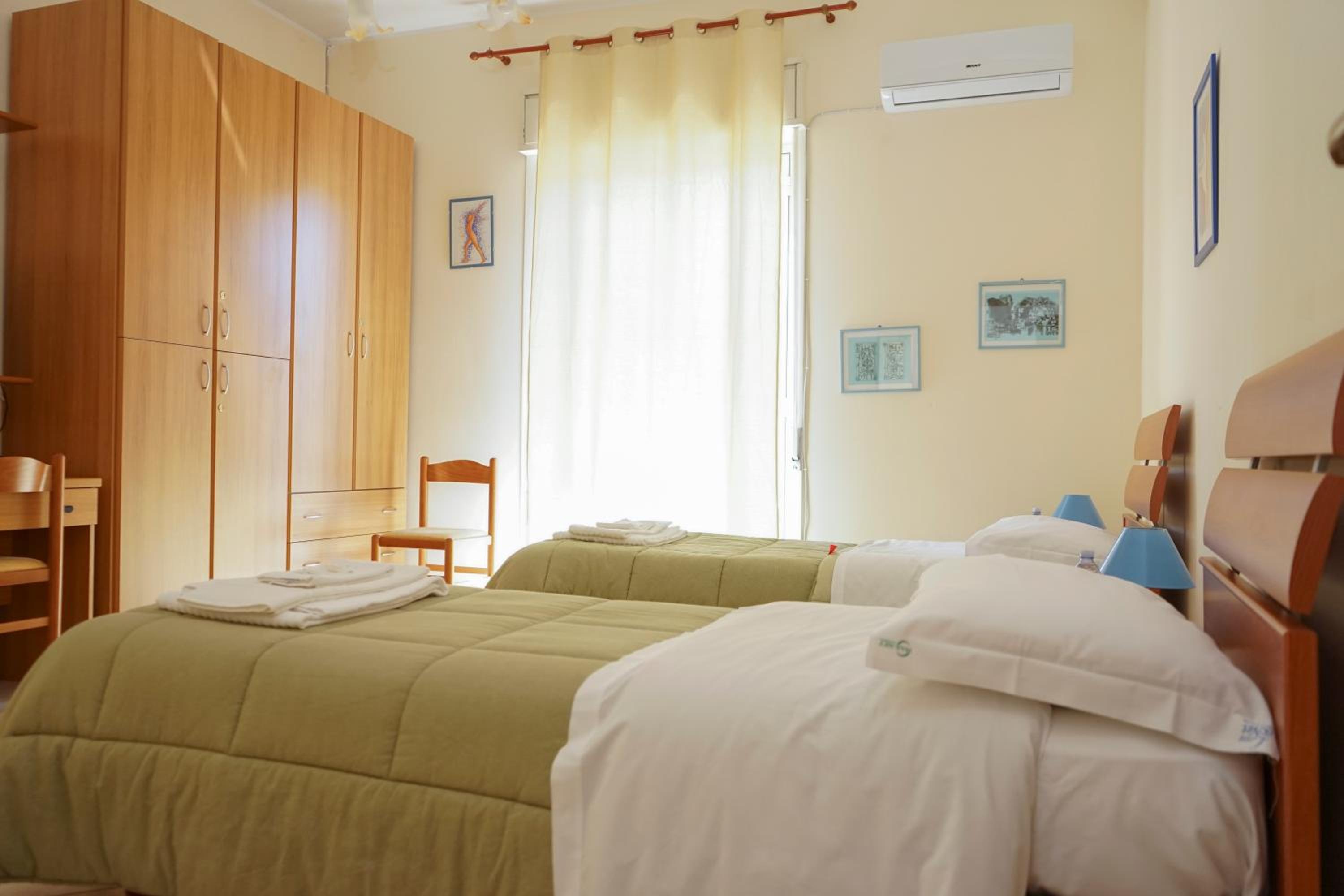 Double or Twin Room with Private Bathroom