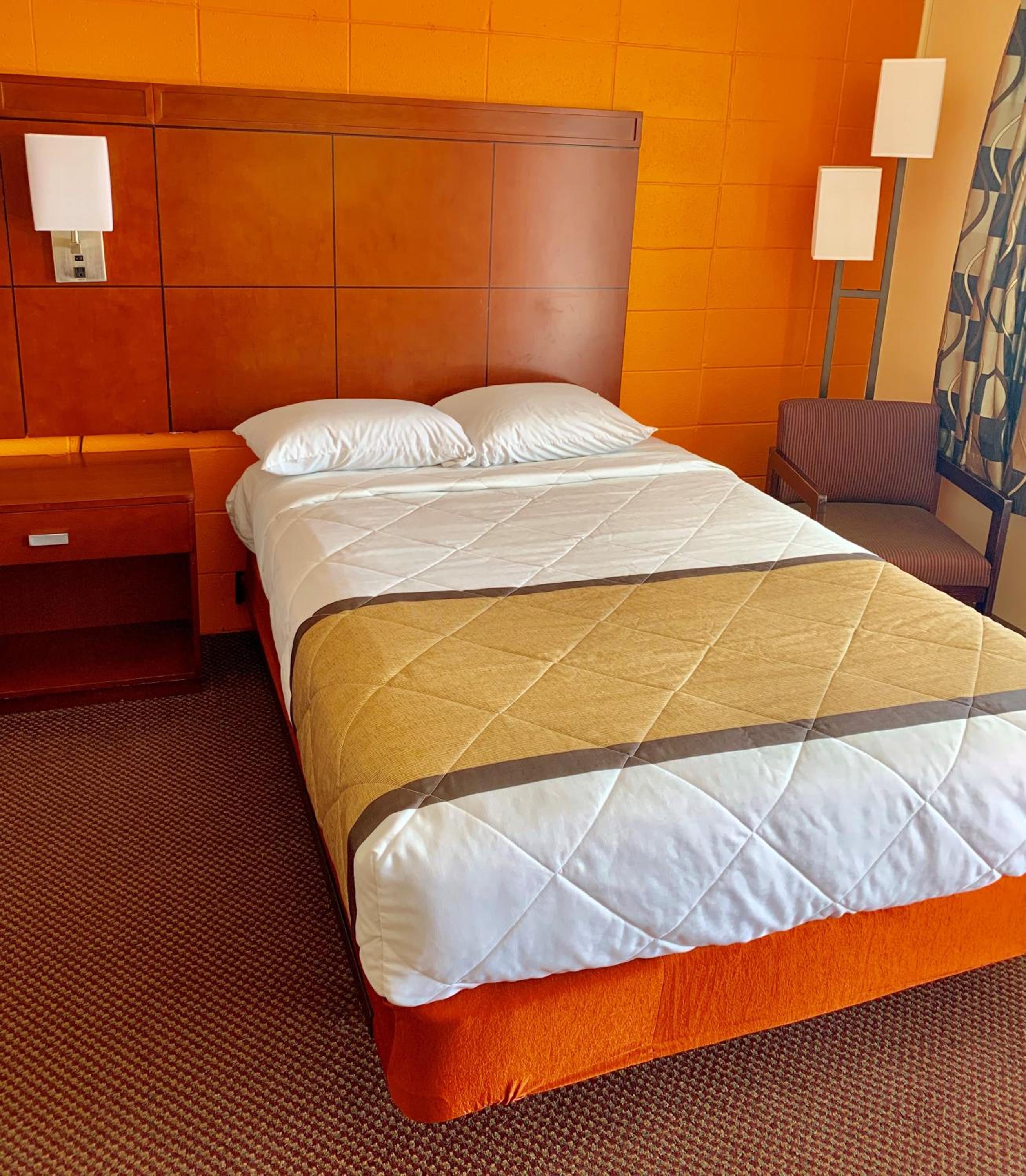 Double Room - Non-Smoking  photo 1