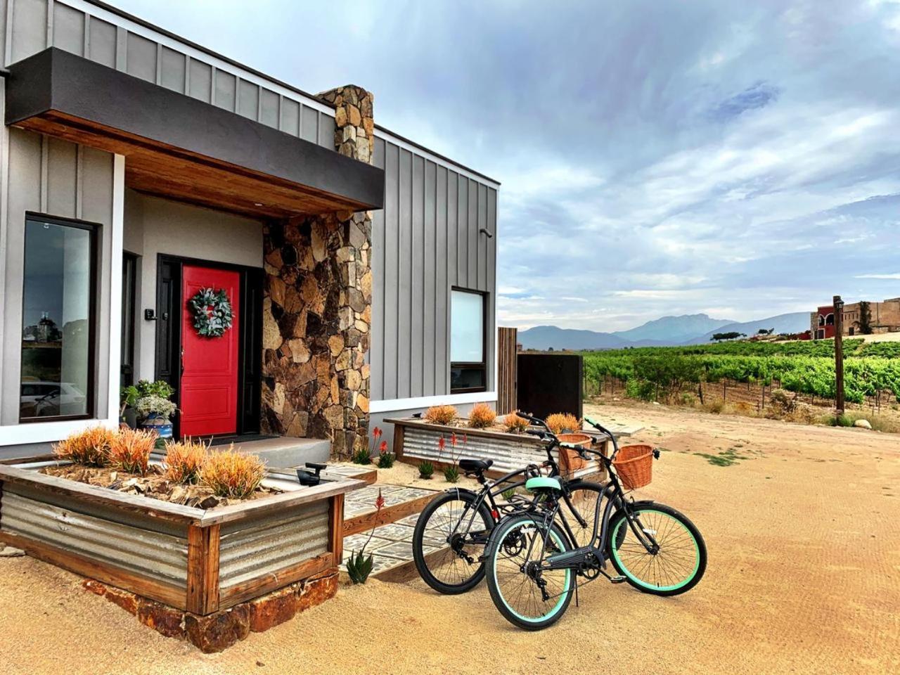 Two-Bedroom House - Photo 46