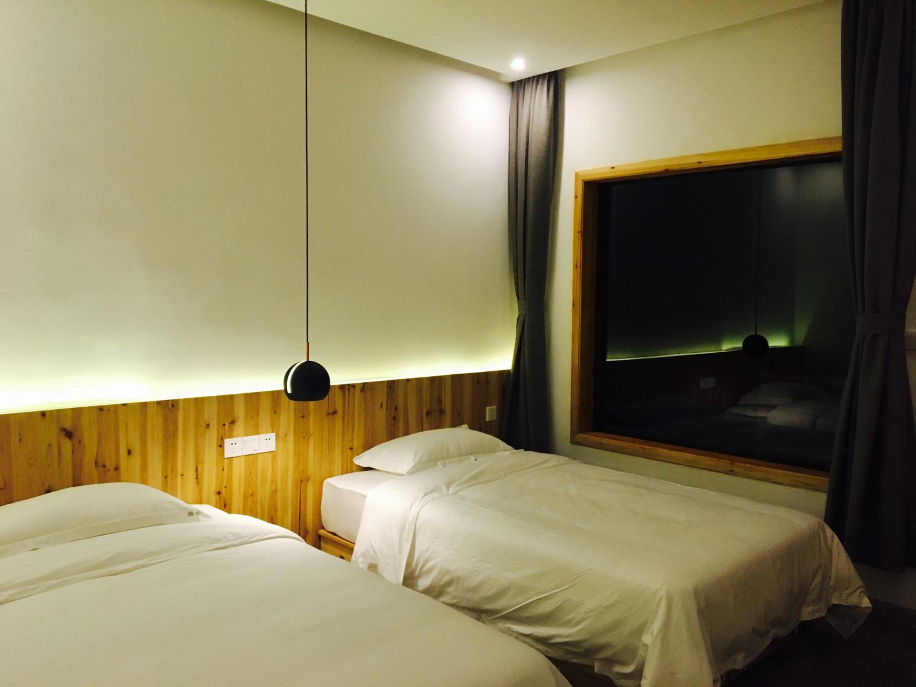 Budget Twin Room photo 2