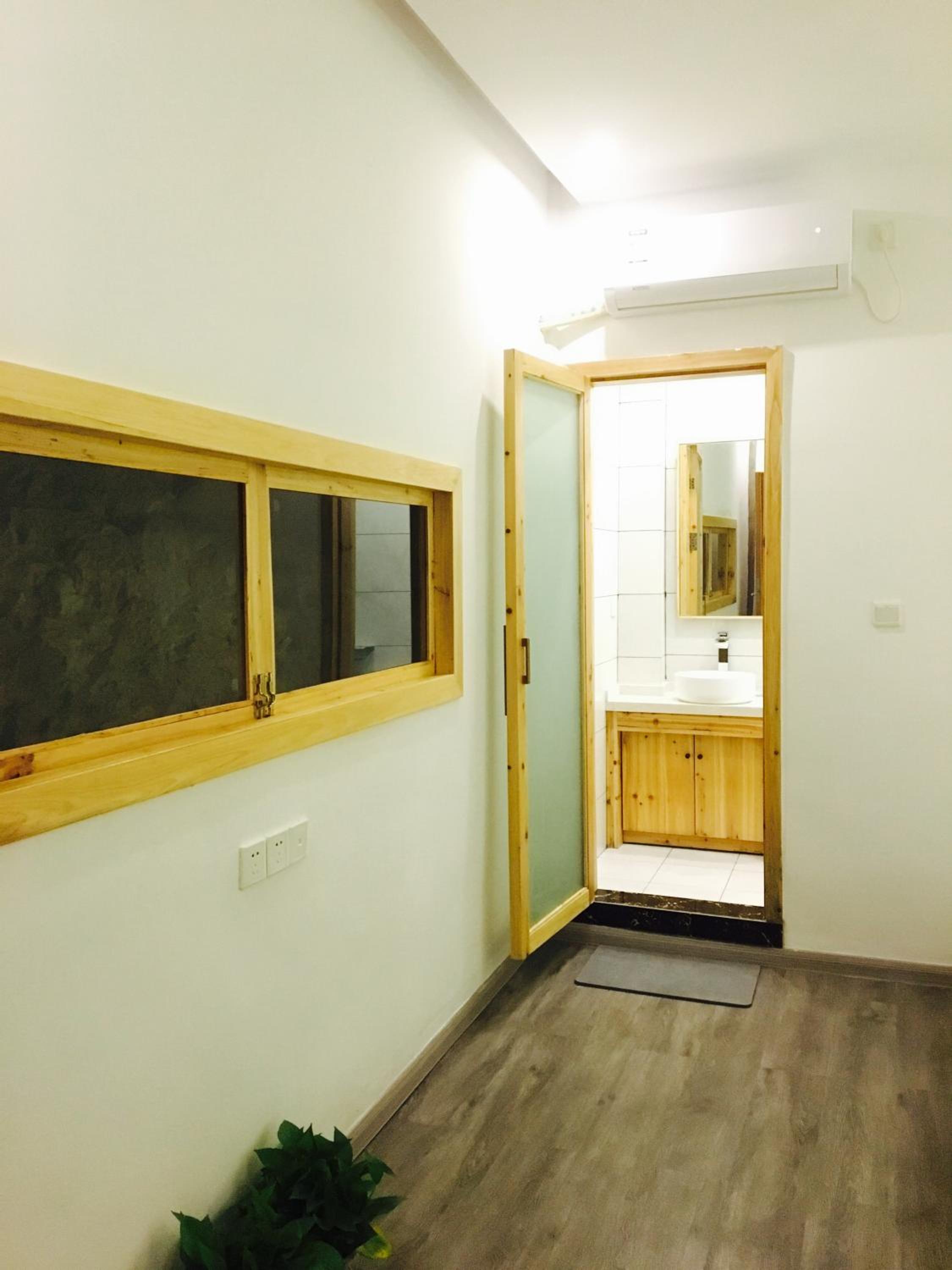 Budget Twin Room photo 3