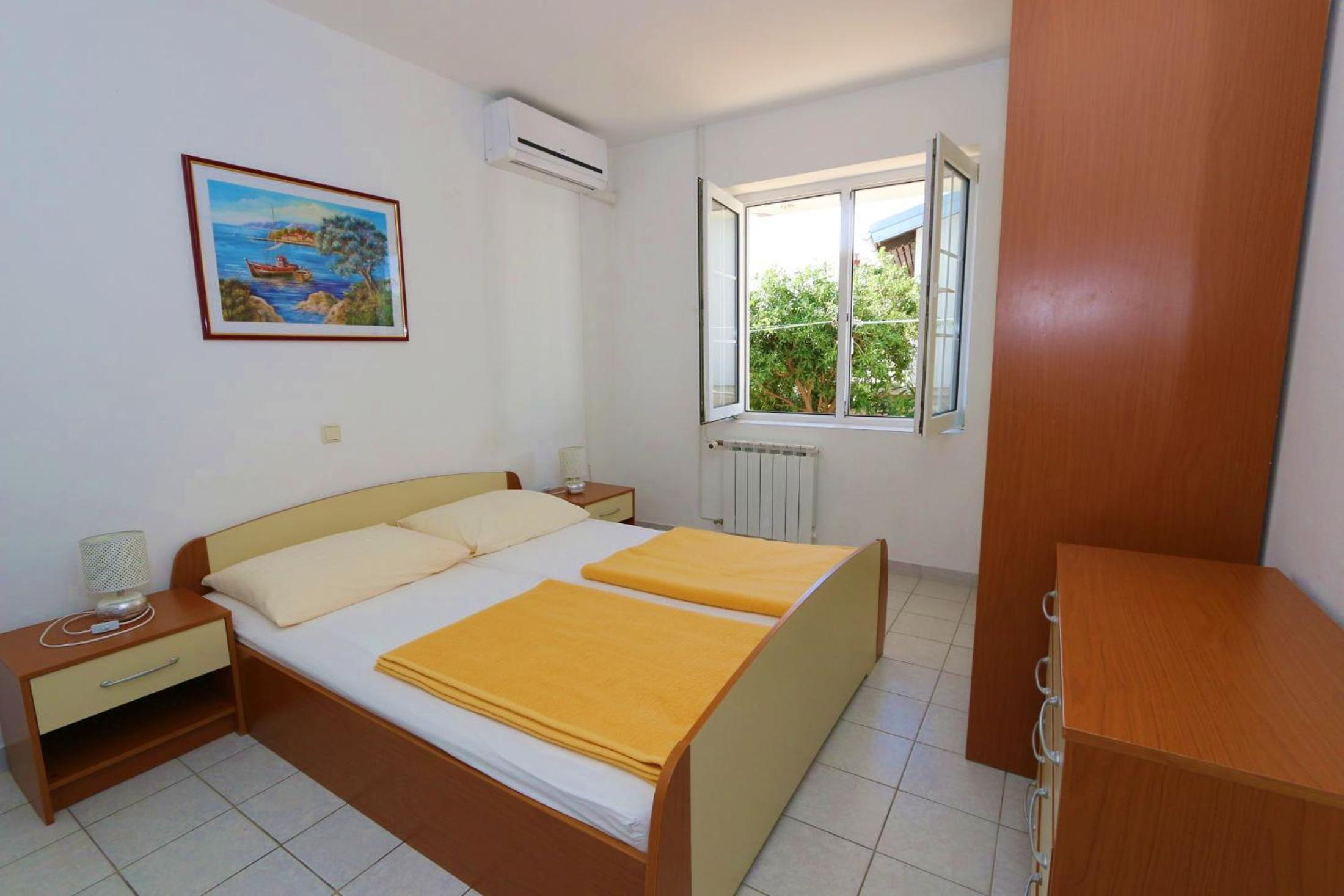 Three-Bedroom Apartment - Oceanfront photo 2