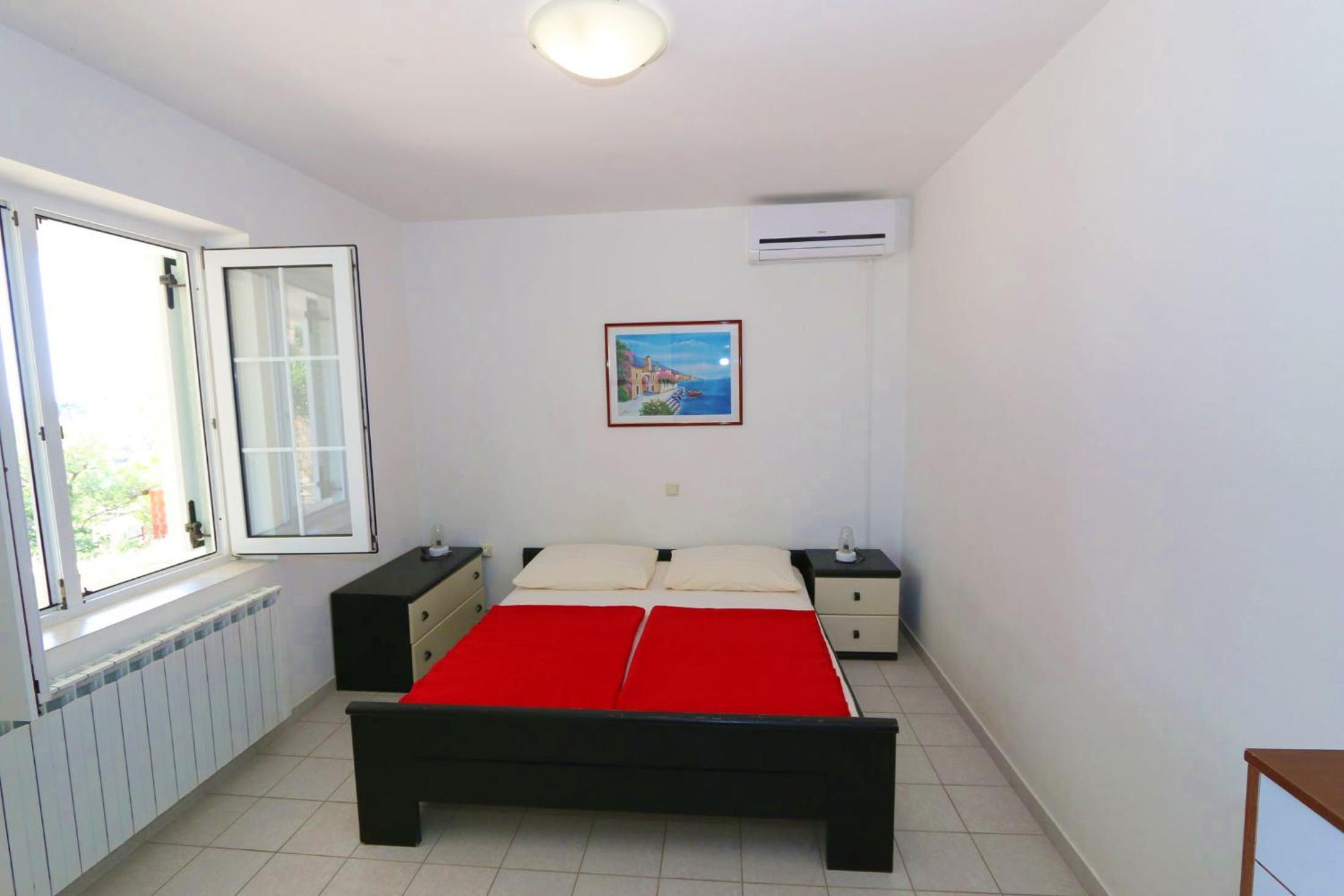 Three-Bedroom Apartment - Oceanfront photo 1