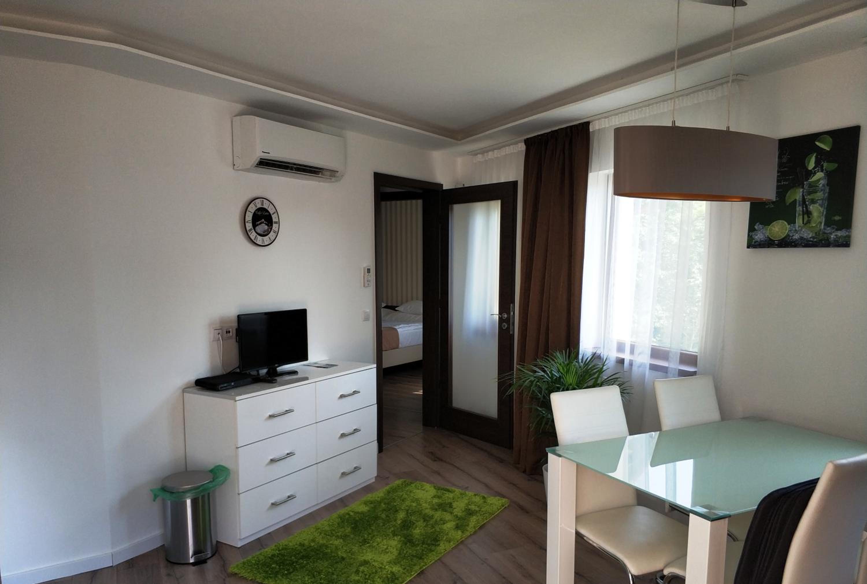 Two-Bedroom Apartment photo 2