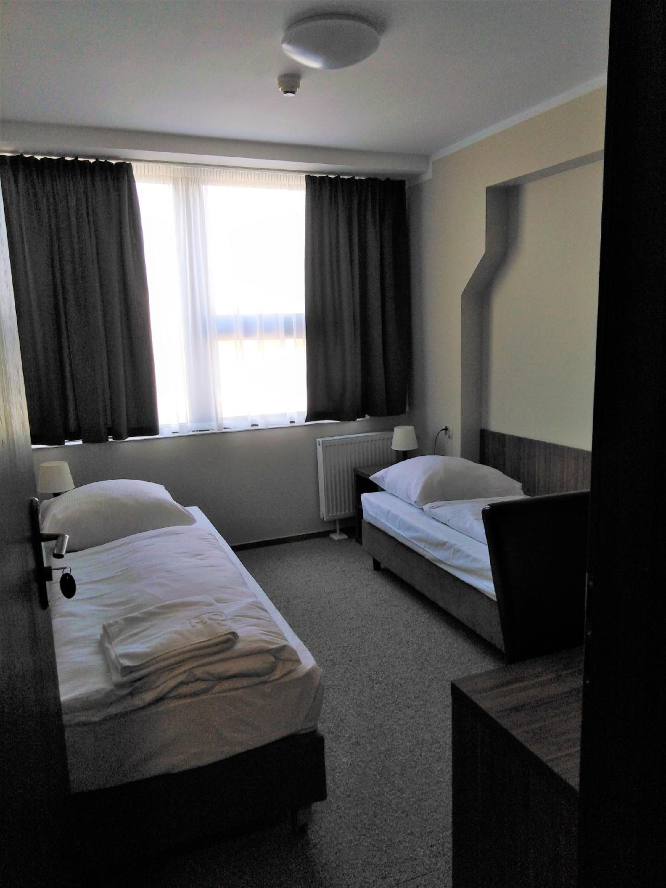 Deluxe Quadruple Room - Photo 1