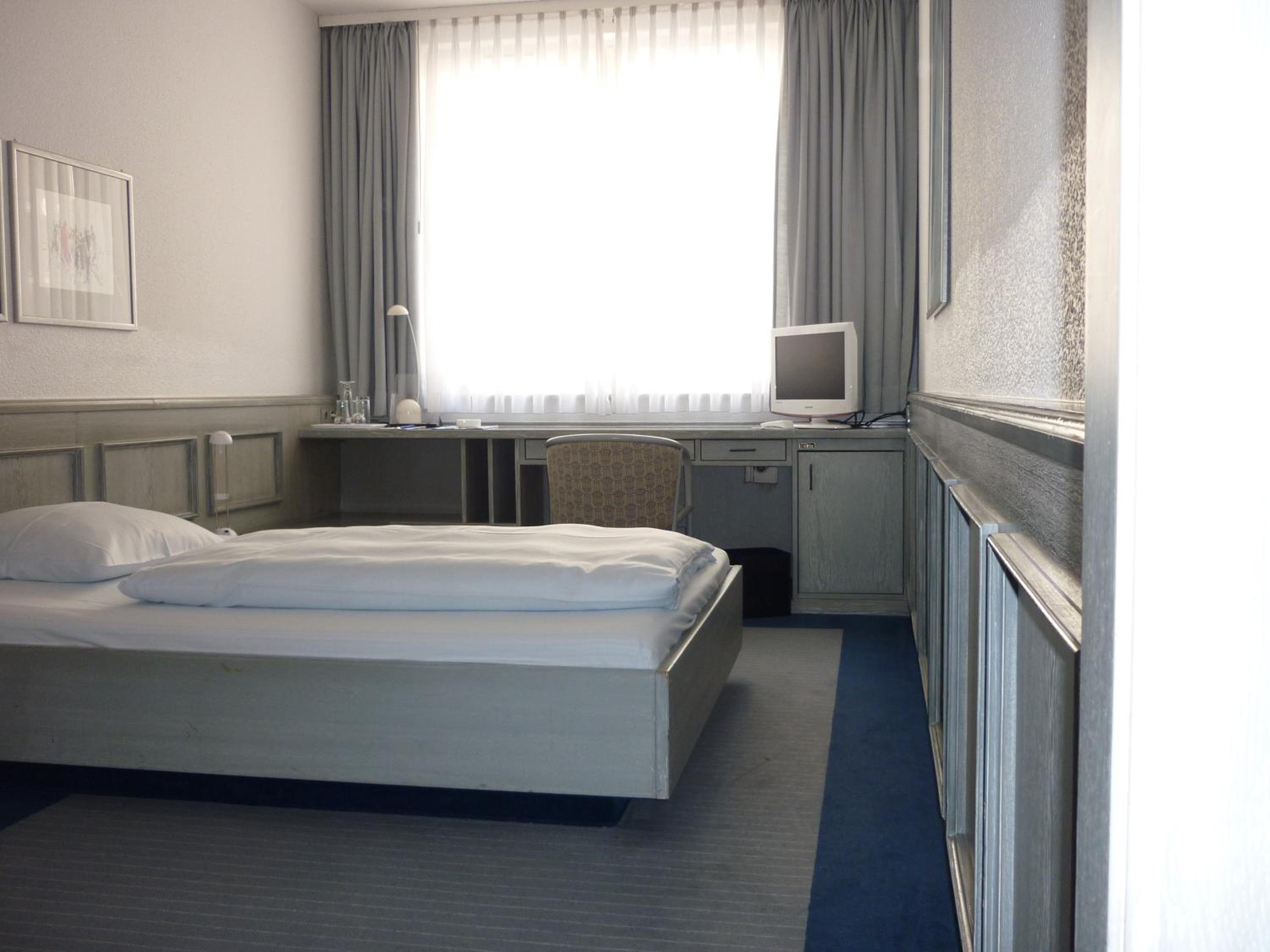Economy Double Room - Photo 3