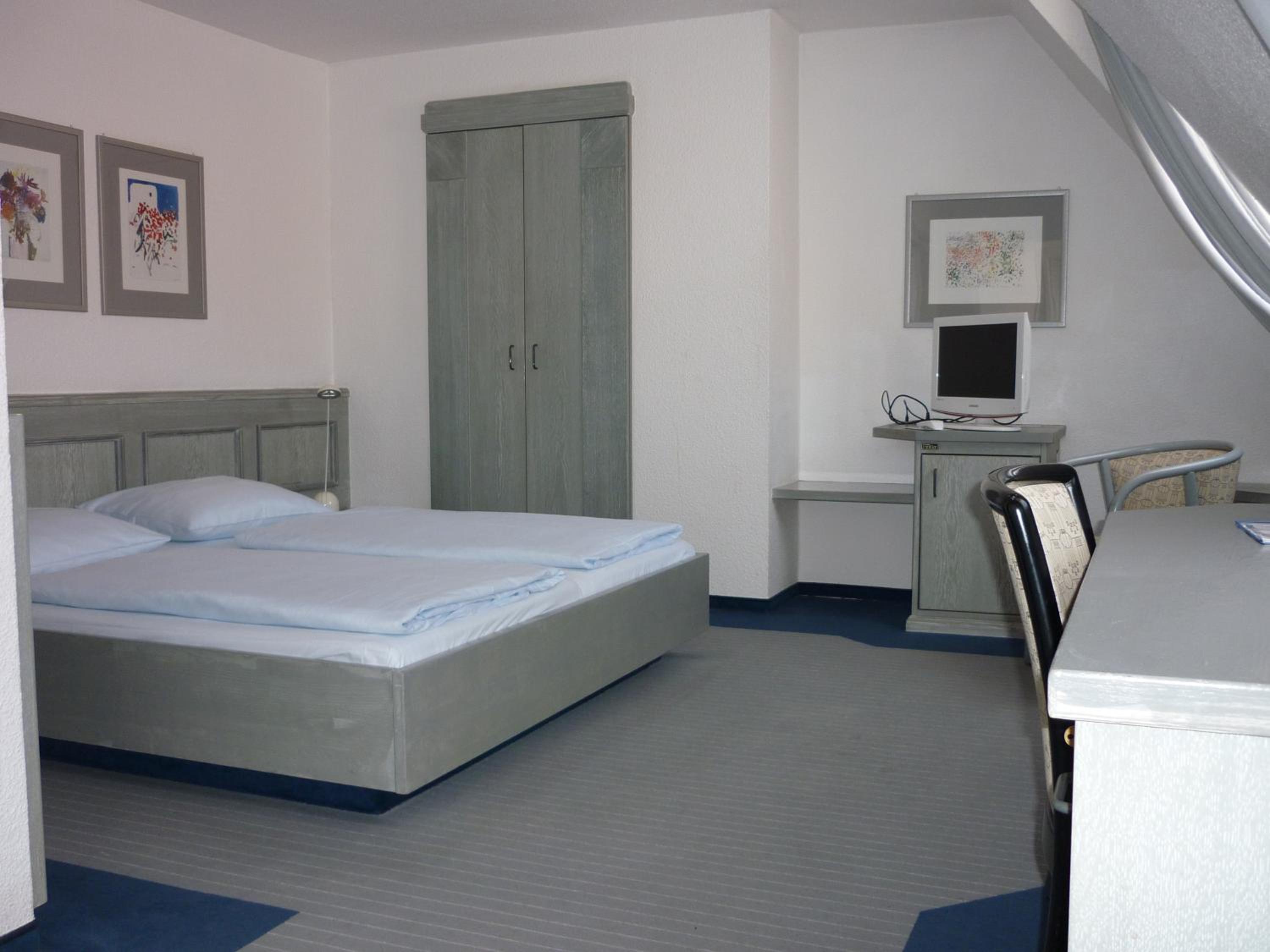 Double Room - Photo 2