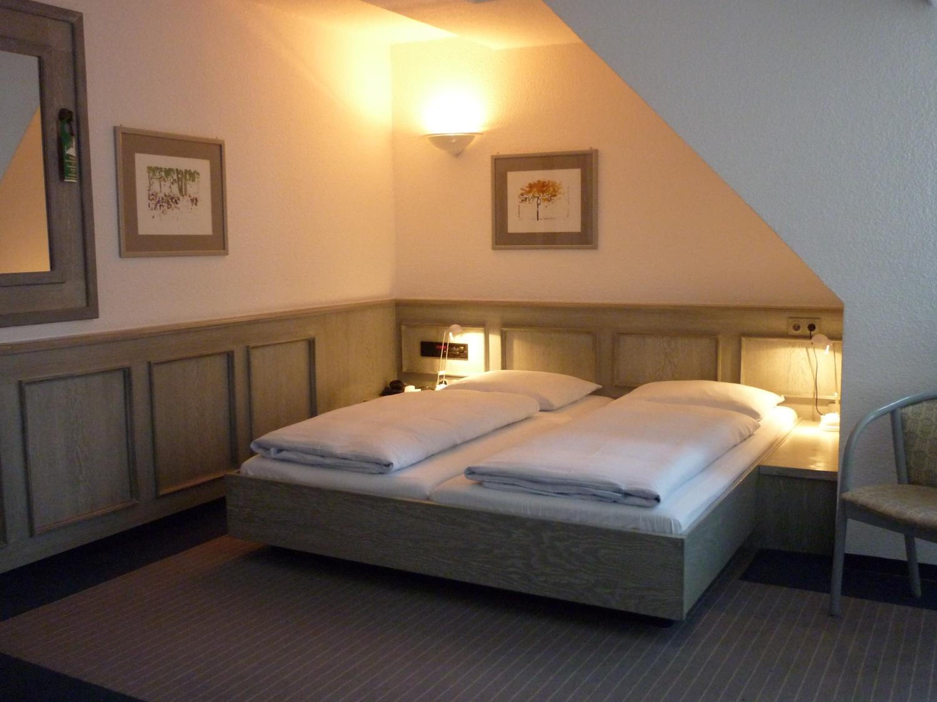 Double Room - Photo 18