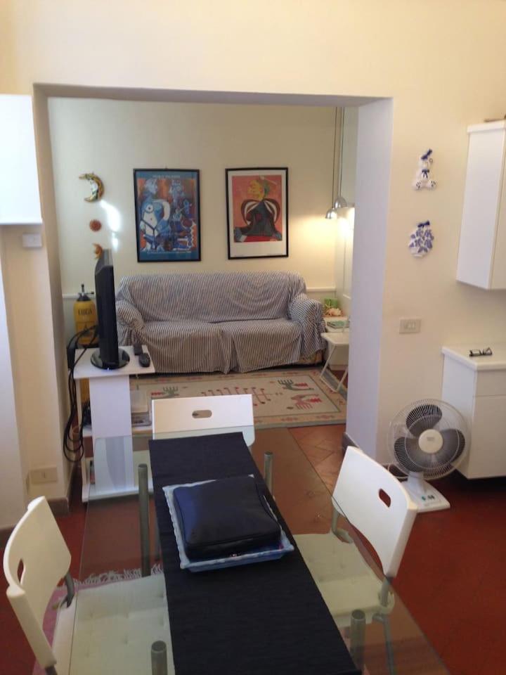 One-Bedroom Apartment - Photo 9