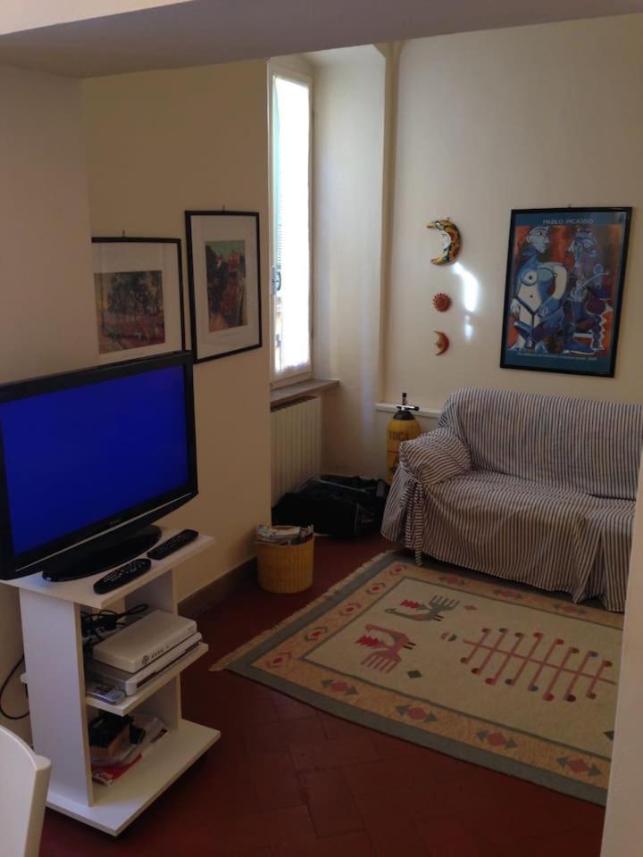 One-Bedroom Apartment - Photo 13
