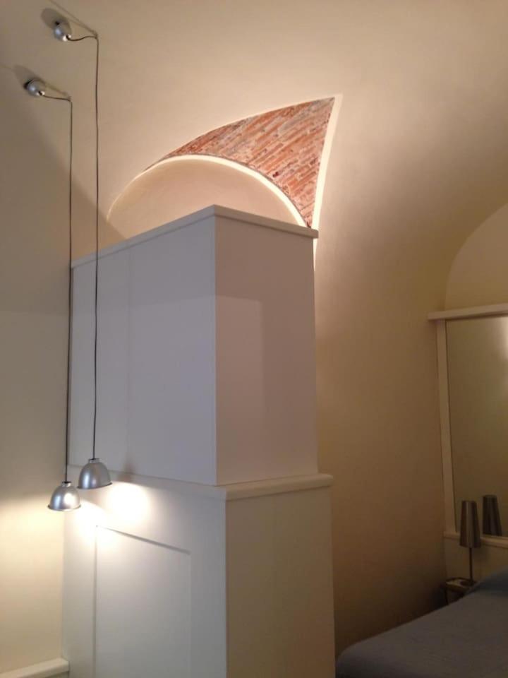 One-Bedroom Apartment - Photo 24