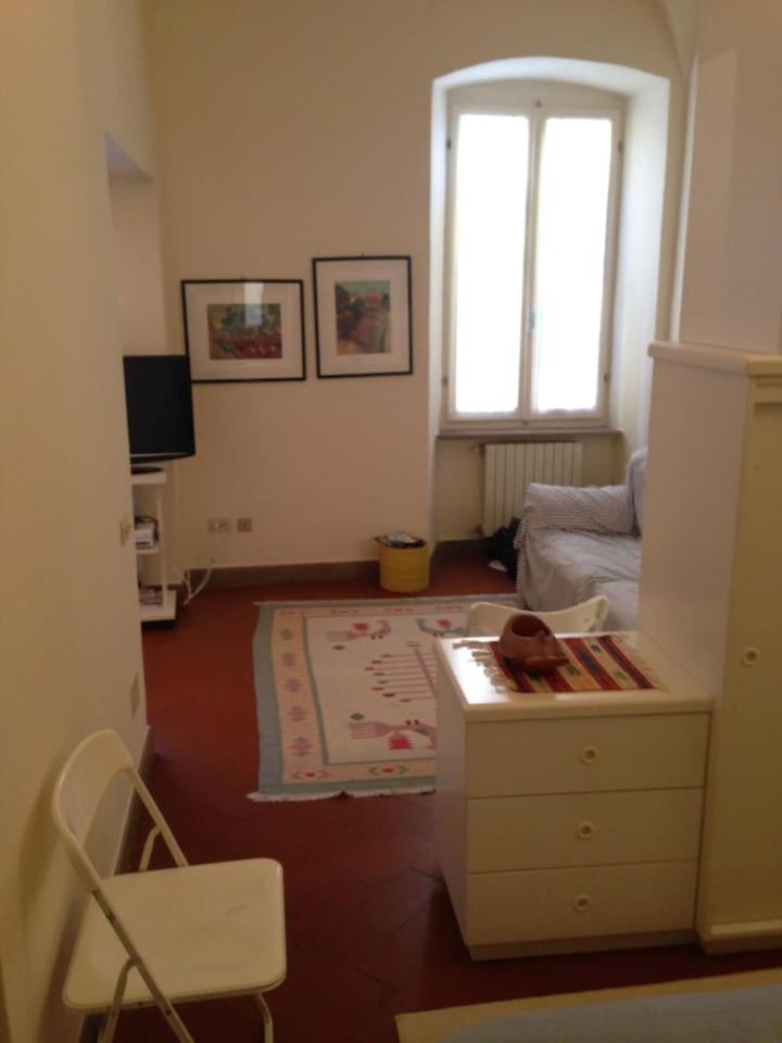 One-Bedroom Apartment - Photo 17