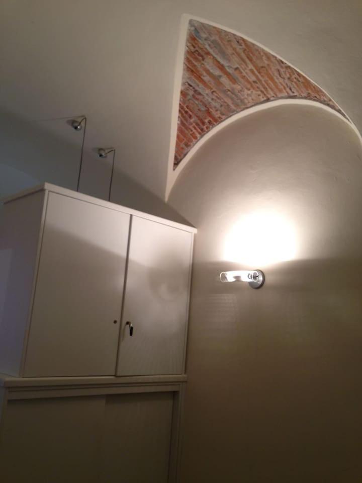 One-Bedroom Apartment - Photo 30