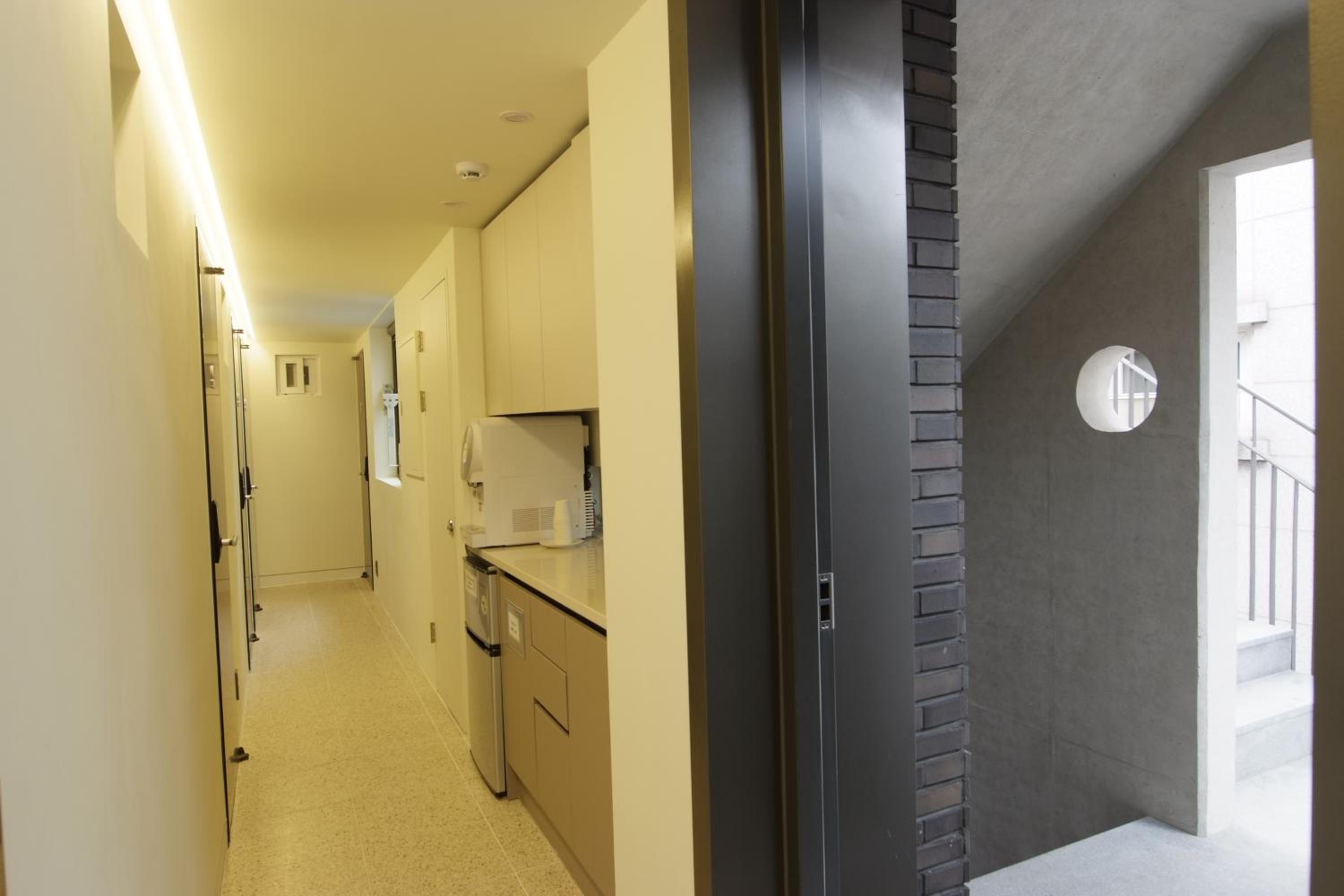 Double Room - Photo 13