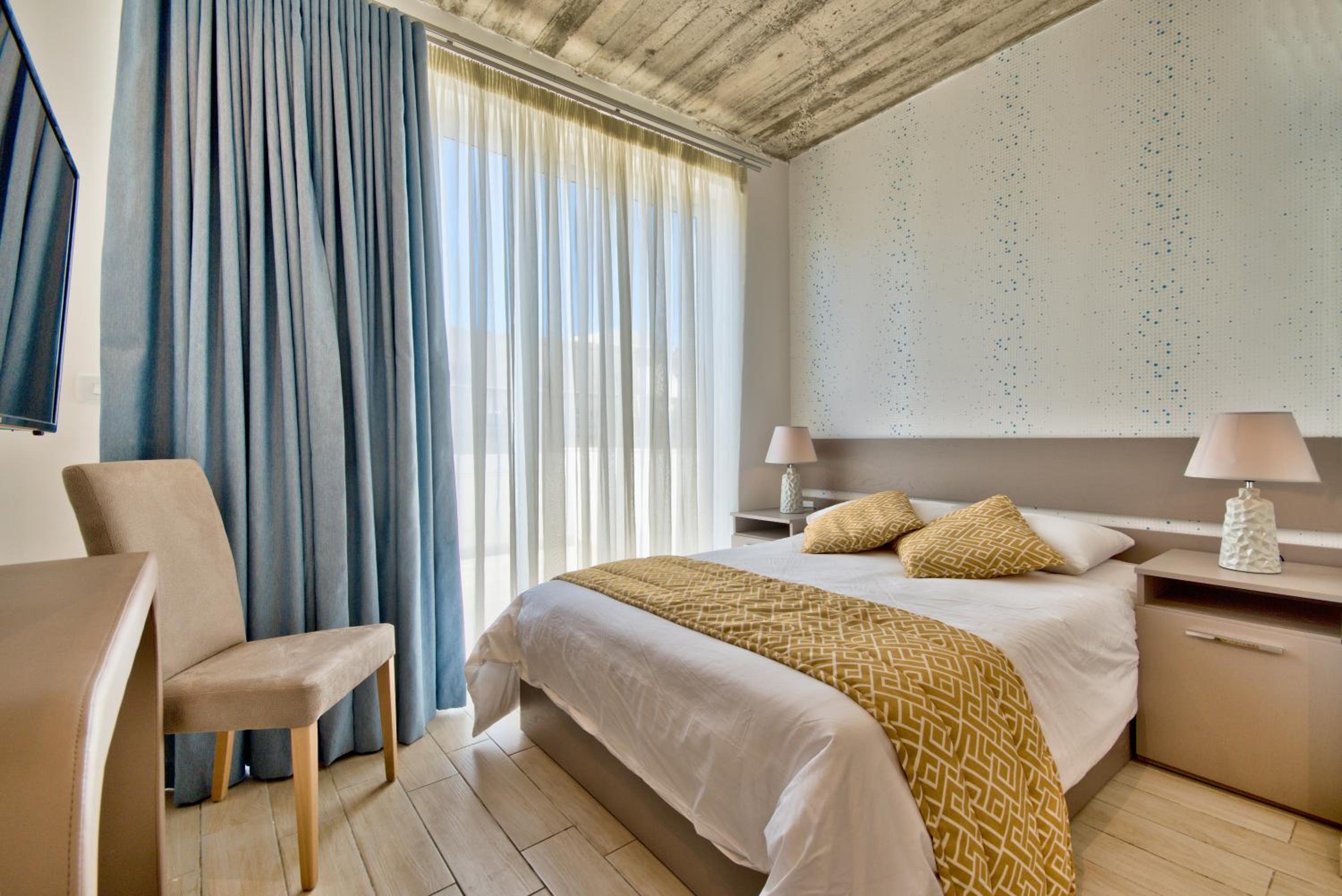 Double Room with Terrace
