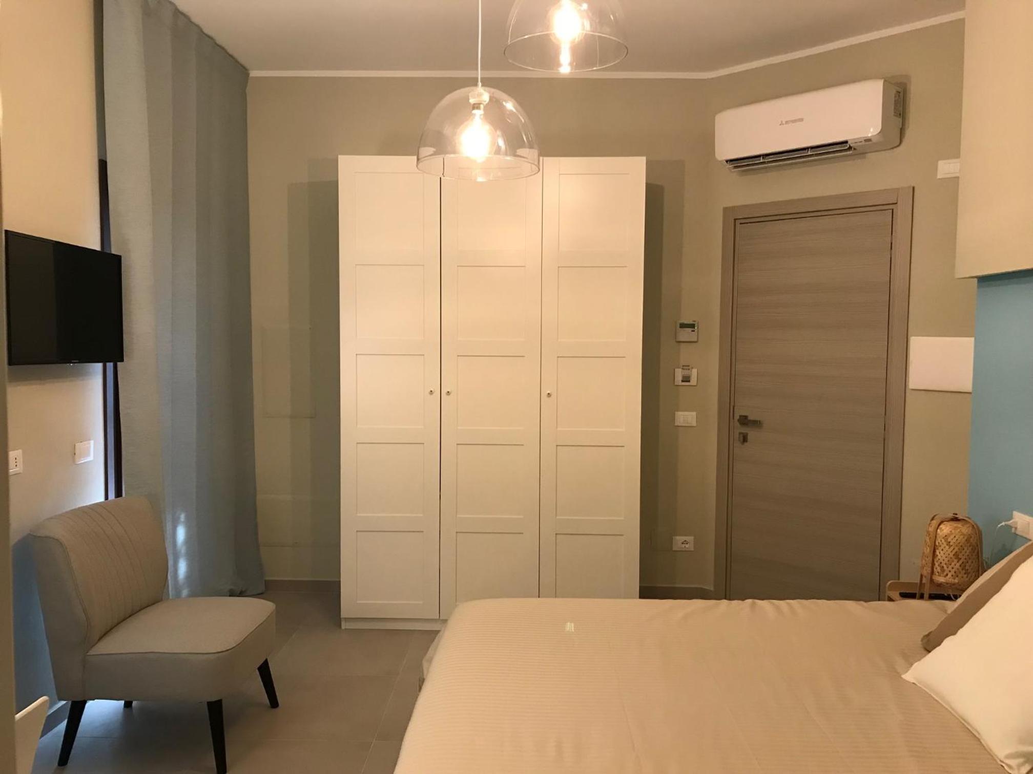 Superior King Room photo 2